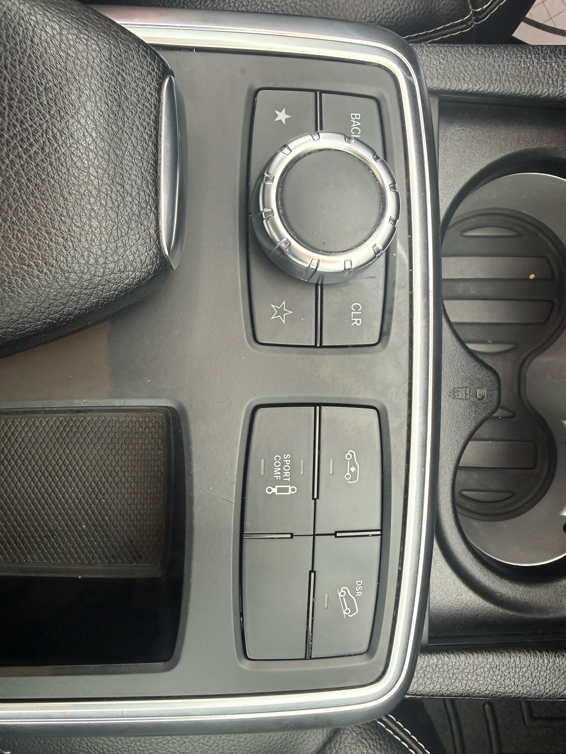 /carage/2014-Mercedes-Benz-M-Class-4396974617375635.jpg