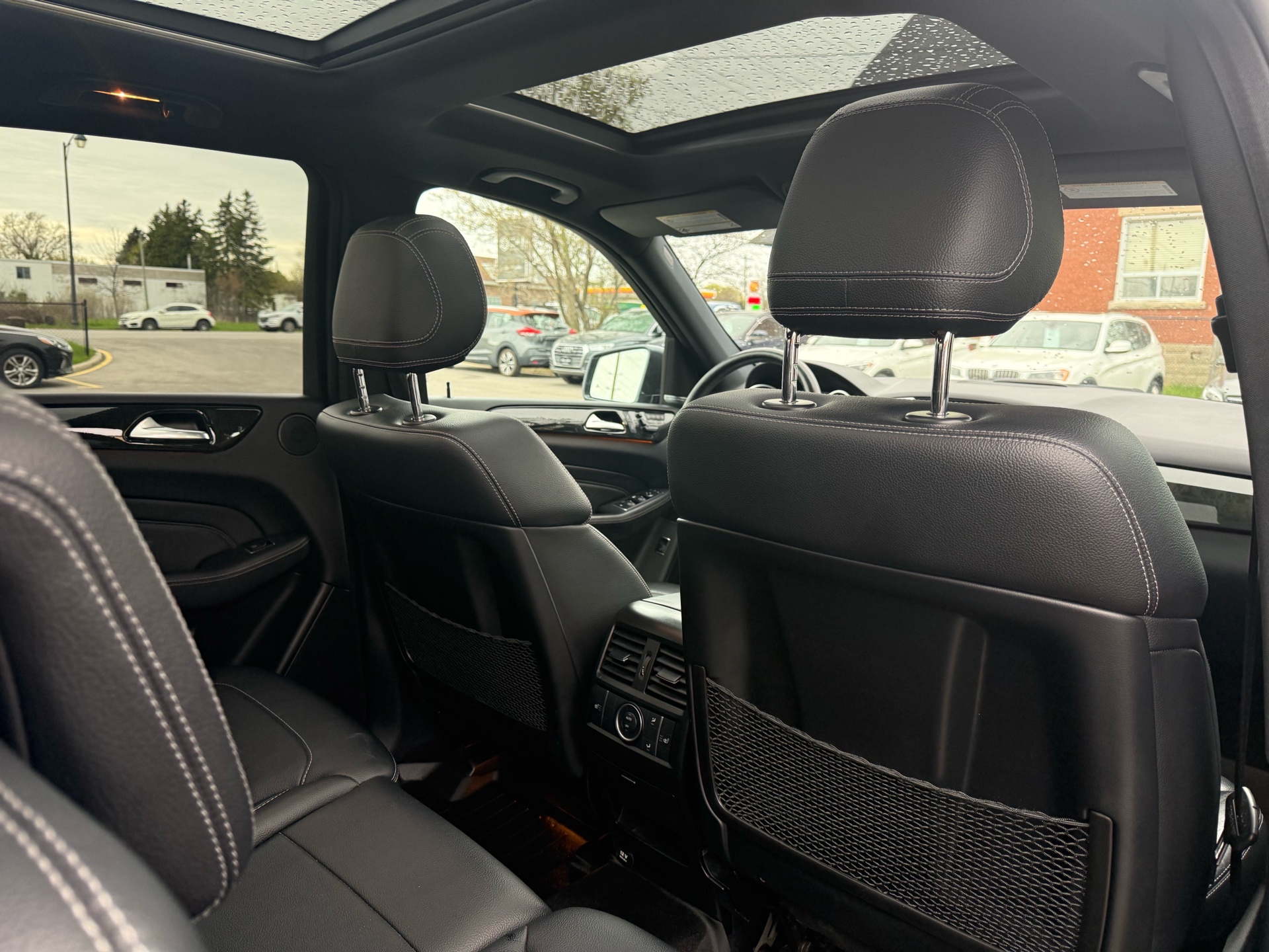 /carage/2014-Mercedes-Benz-M-Class-8113985814423117.jpg
