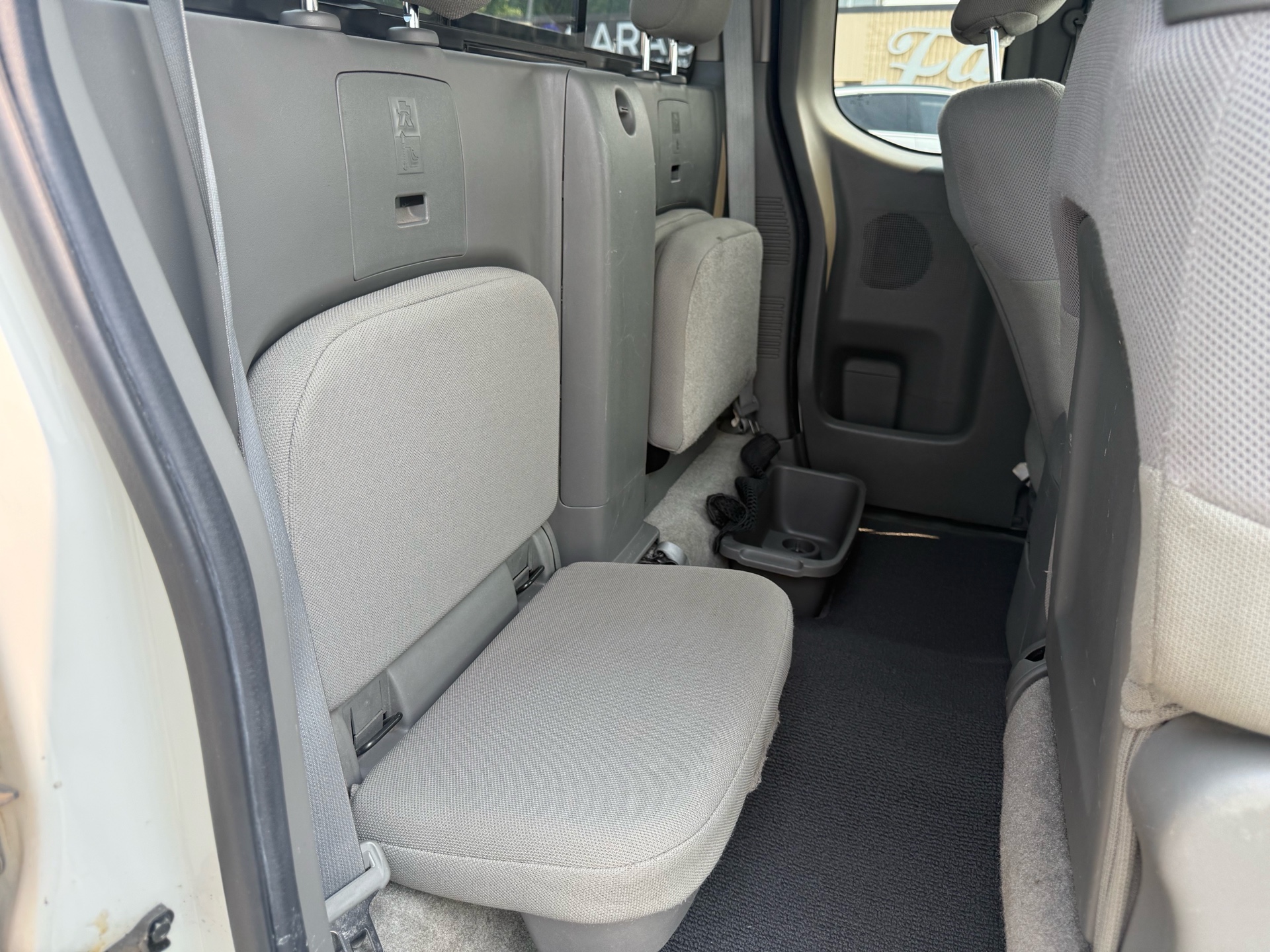 /carage/2014-Nissan-Frontier-18414393170094656.jpg