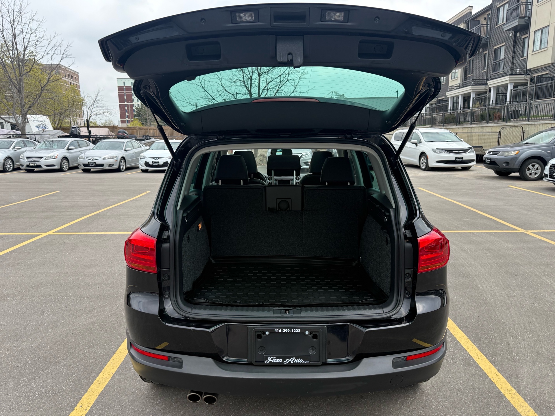 /carage/2014-Volkswagen-Tiguan-9641812519535238.jpg