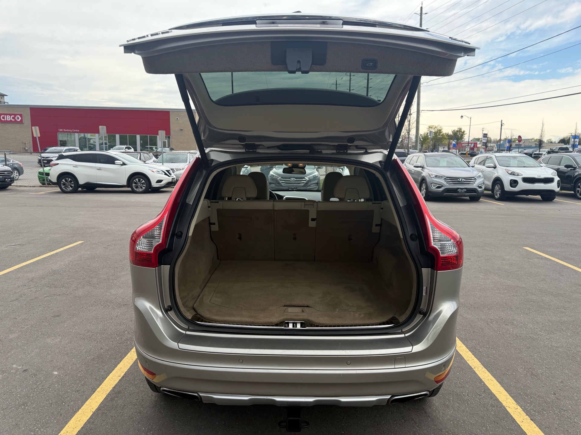 /carage/2014-Volvo-XC60-13103783640826827.jpg