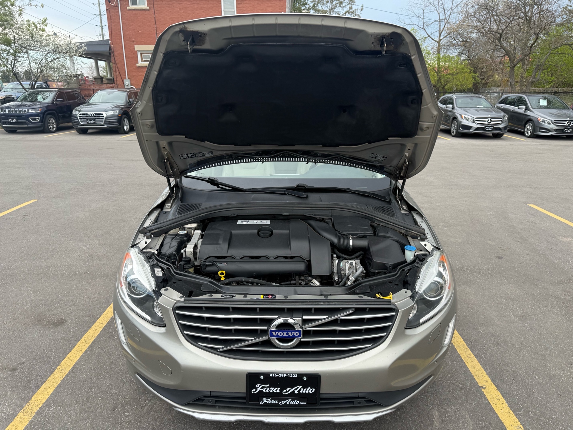 /carage/2014-Volvo-XC60-17791216121543418.jpg