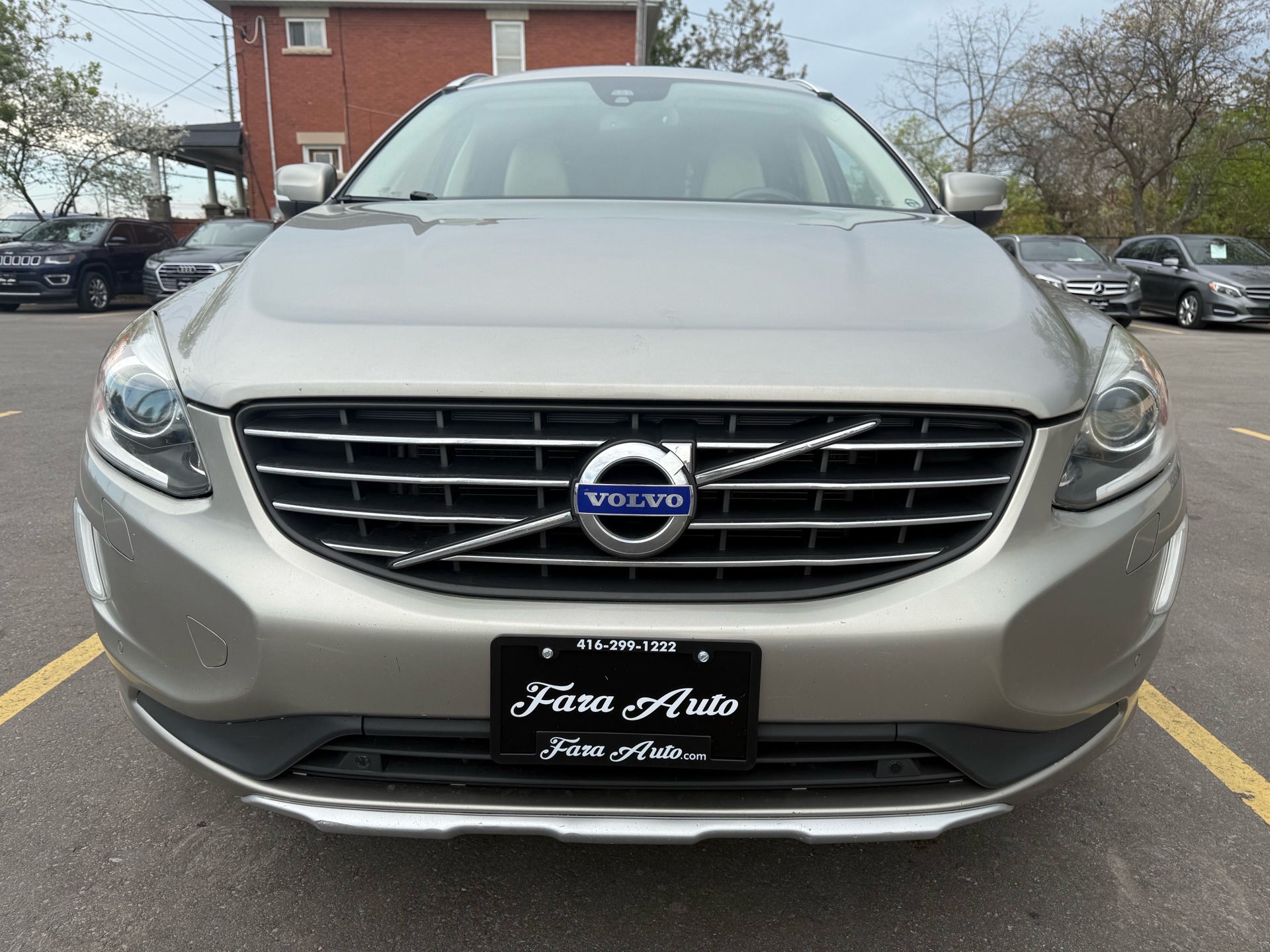 /carage/2014-Volvo-XC60-20632850179174111.jpg