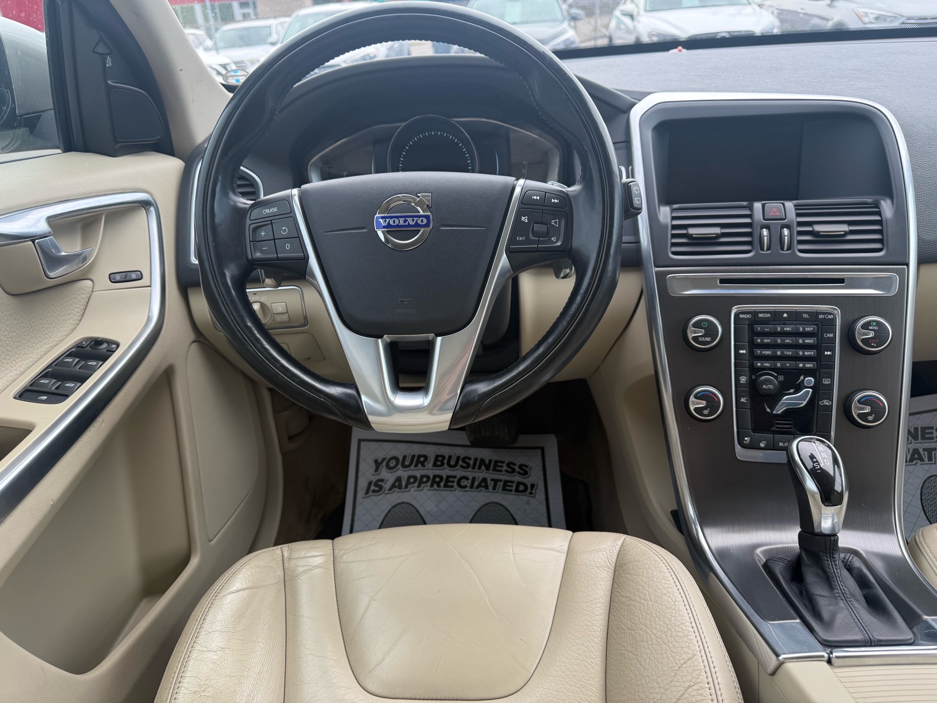 /carage/2014-Volvo-XC60-6640654652938507.jpg