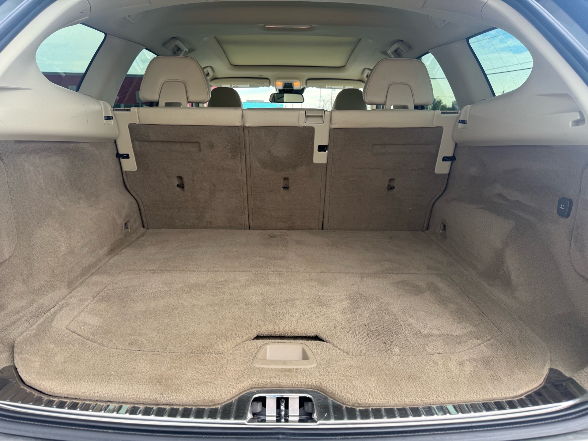 /carage/2014-Volvo-XC60-8348598031675221.jpg