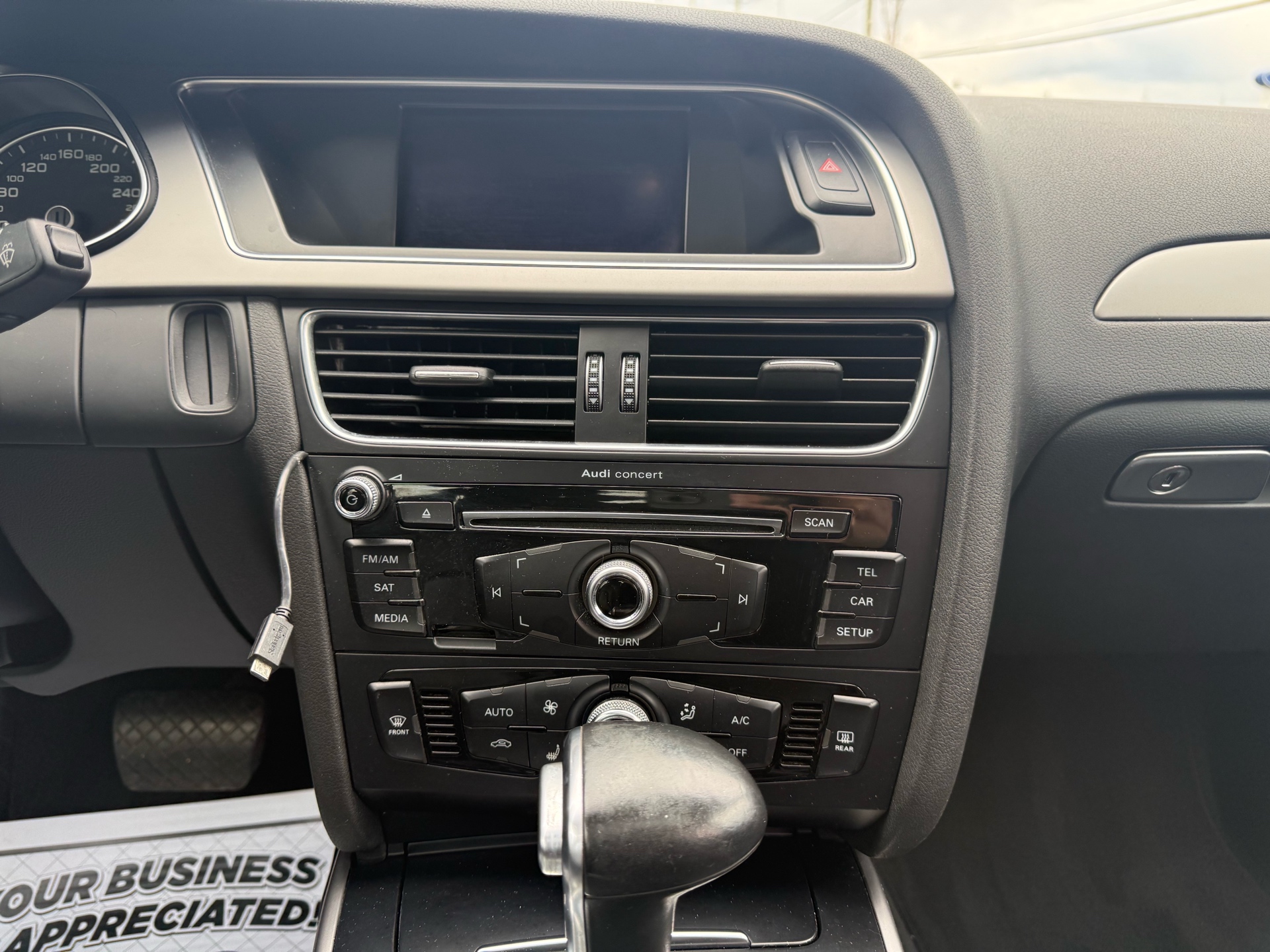 /carage/2015-Audi-A4-9503409936710083.jpg