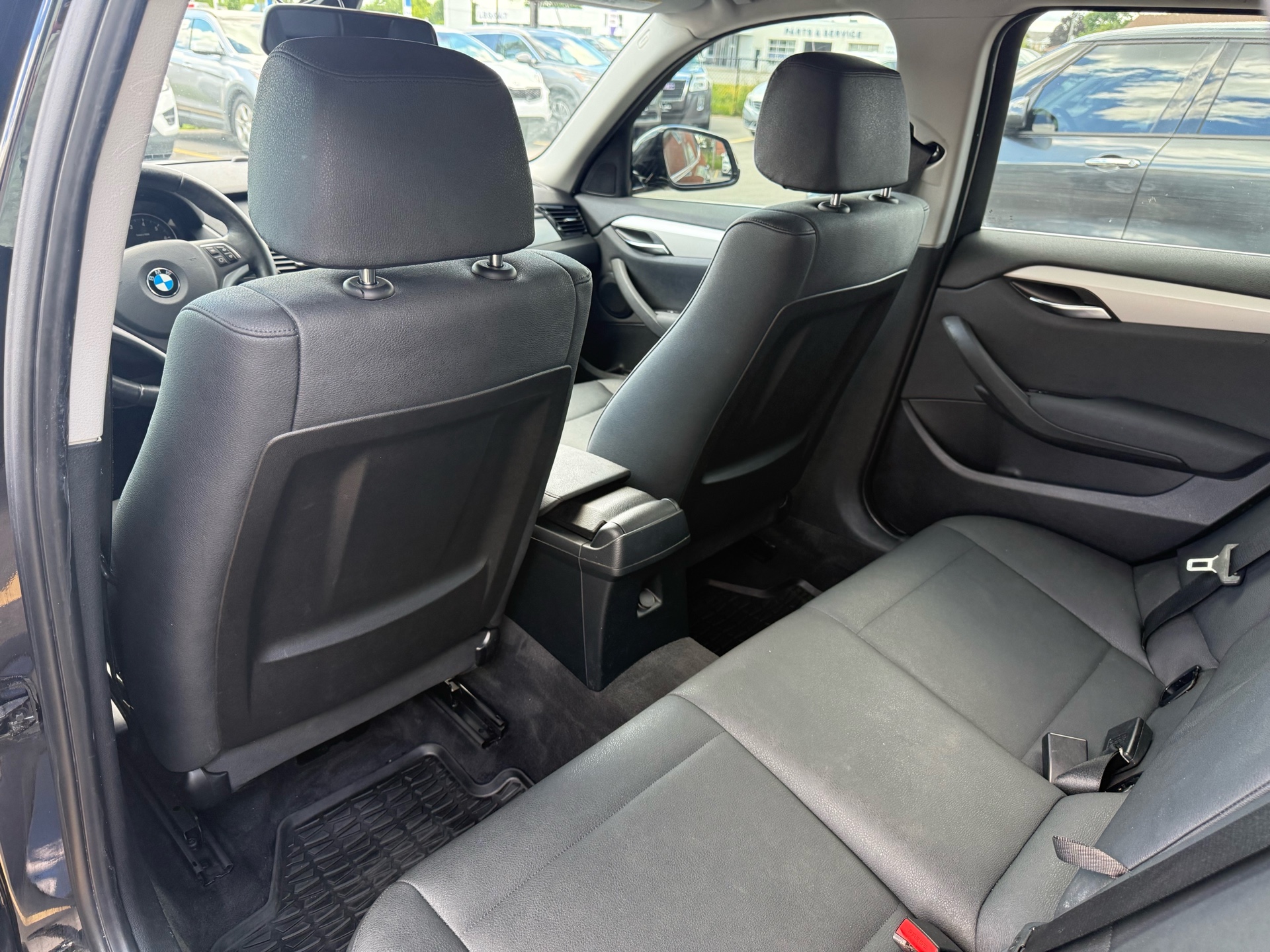 /carage/2015-BMW-X1-3446356406701885.jpg