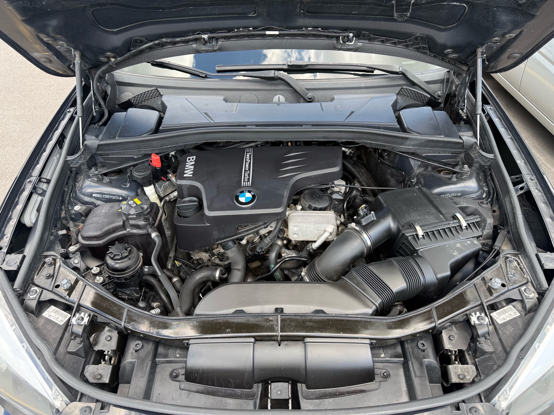 /carage/2015-BMW-X1-5070871396484309.jpg
