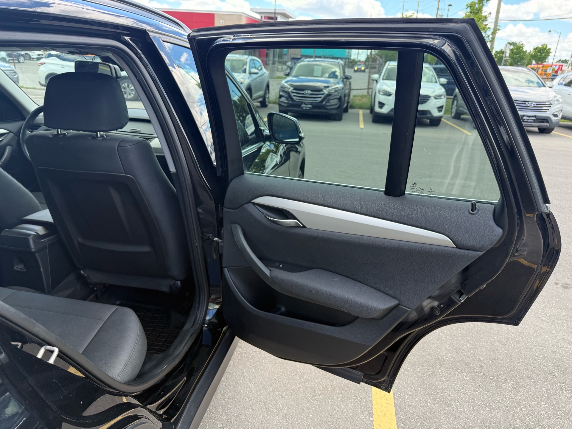 /carage/2015-BMW-X1-7171968493938783.jpg