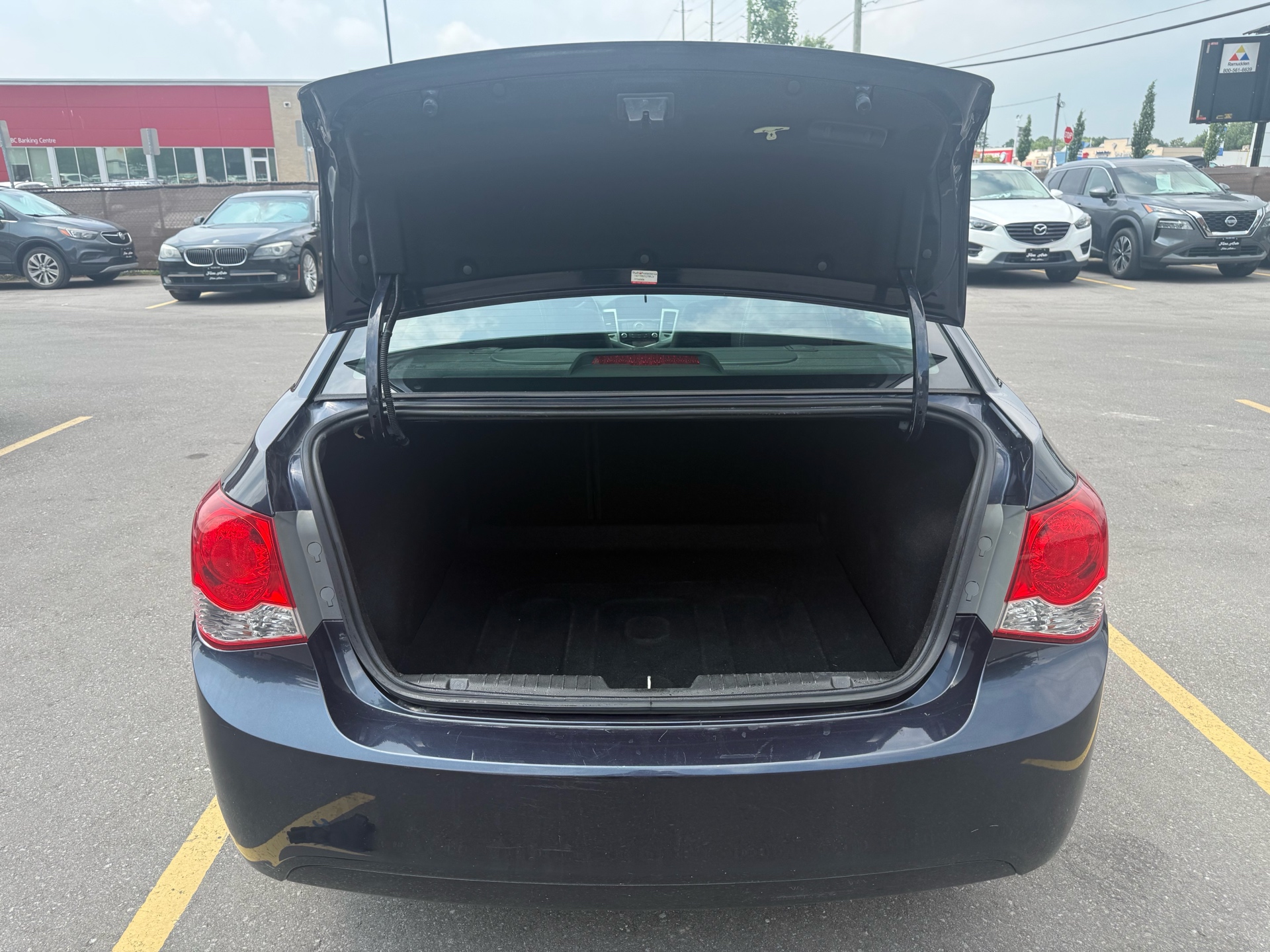 /carage/2015-Chevrolet-Cruze-08943483031127553.jpg