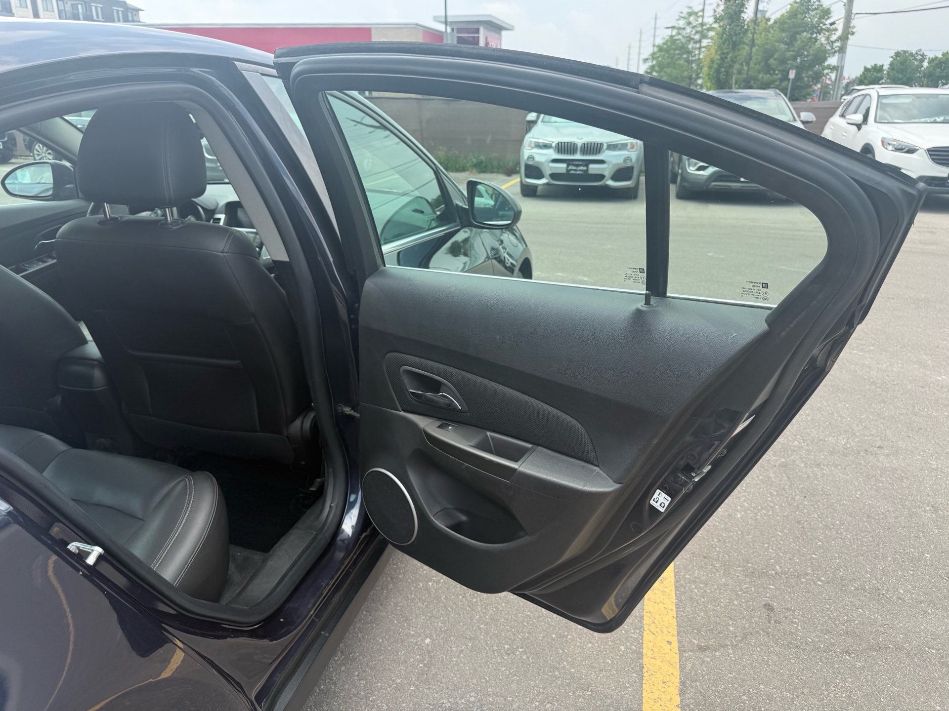 /carage/2015-Chevrolet-Cruze-13724712251047855.jpg