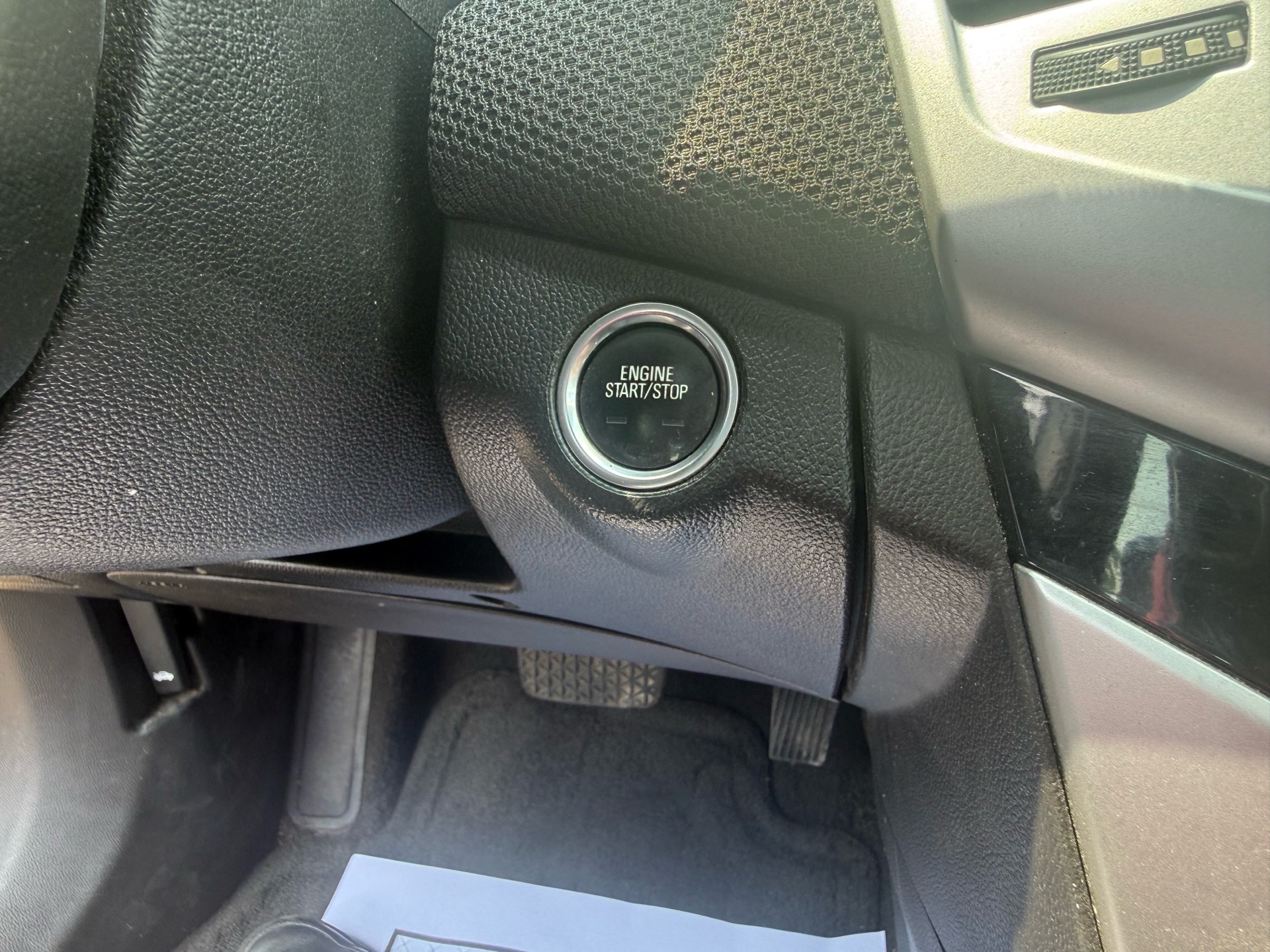 /carage/2015-Chevrolet-Cruze-8743379520900298.jpg