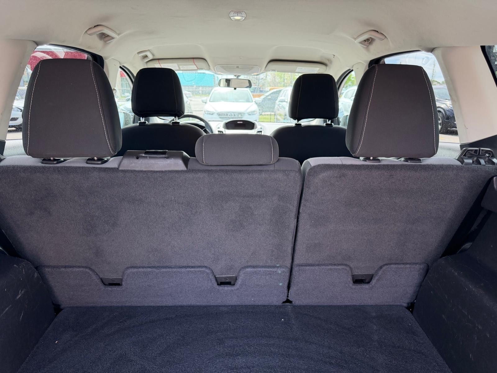 /carage/2015-Ford-Escape-05560759000086435.jpg