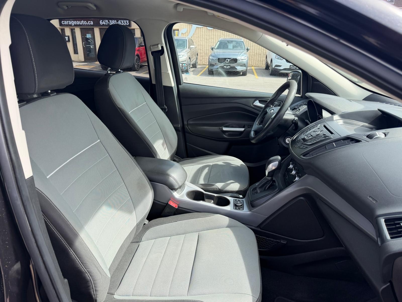 /carage/2015-Ford-Escape-534411265388751.jpg