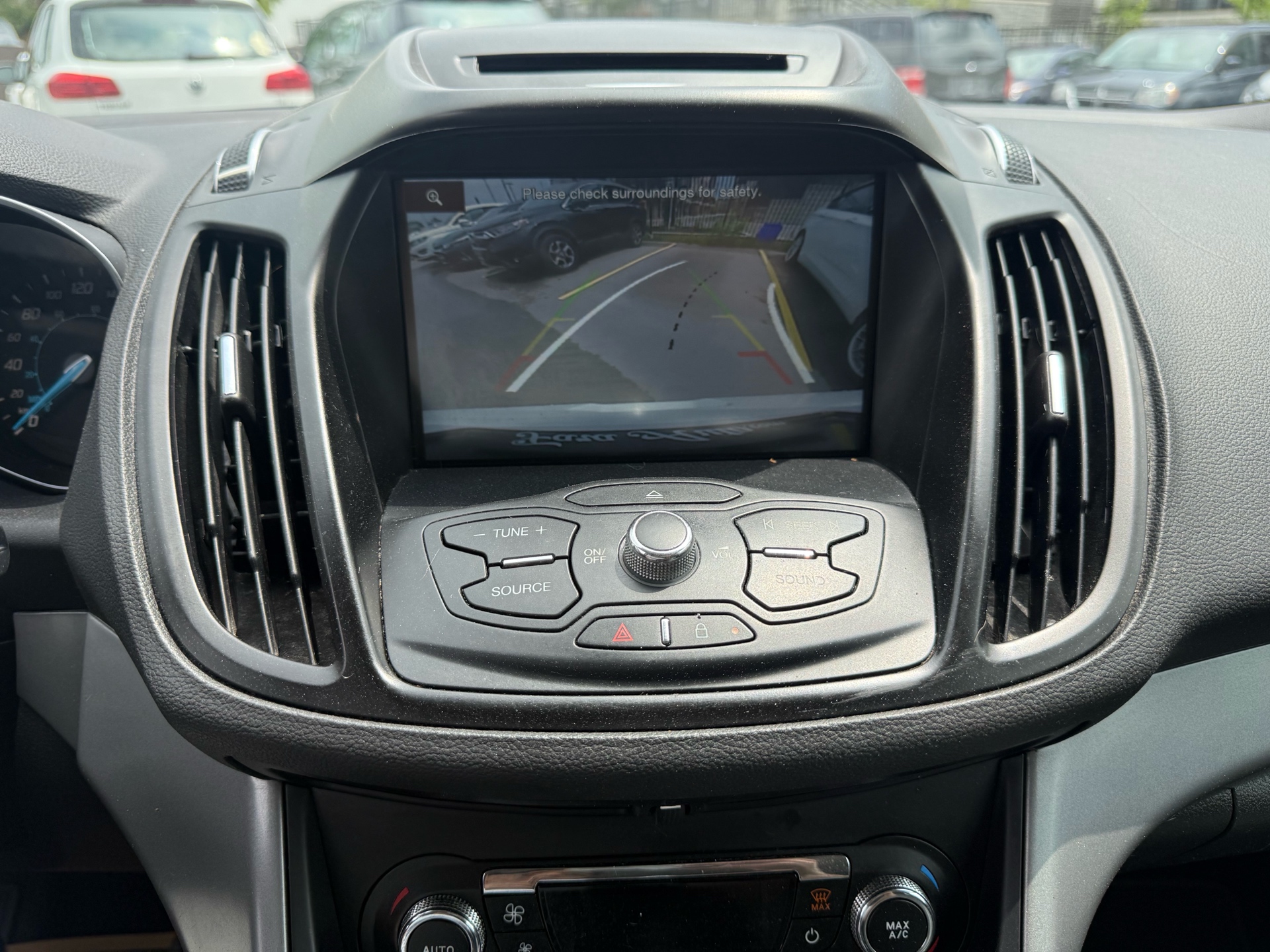 /carage/2015-Ford-Escape-5429186836650448.jpg