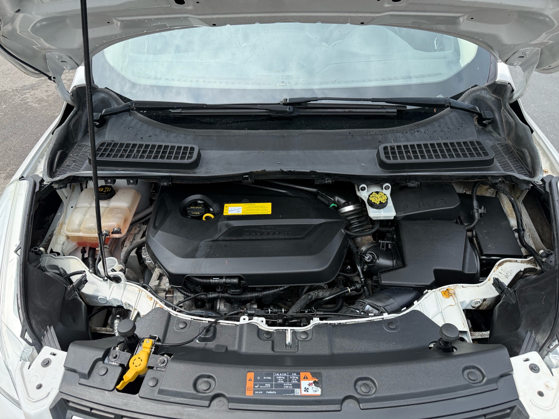 /carage/2015-Ford-Escape-8432307701780337.jpg
