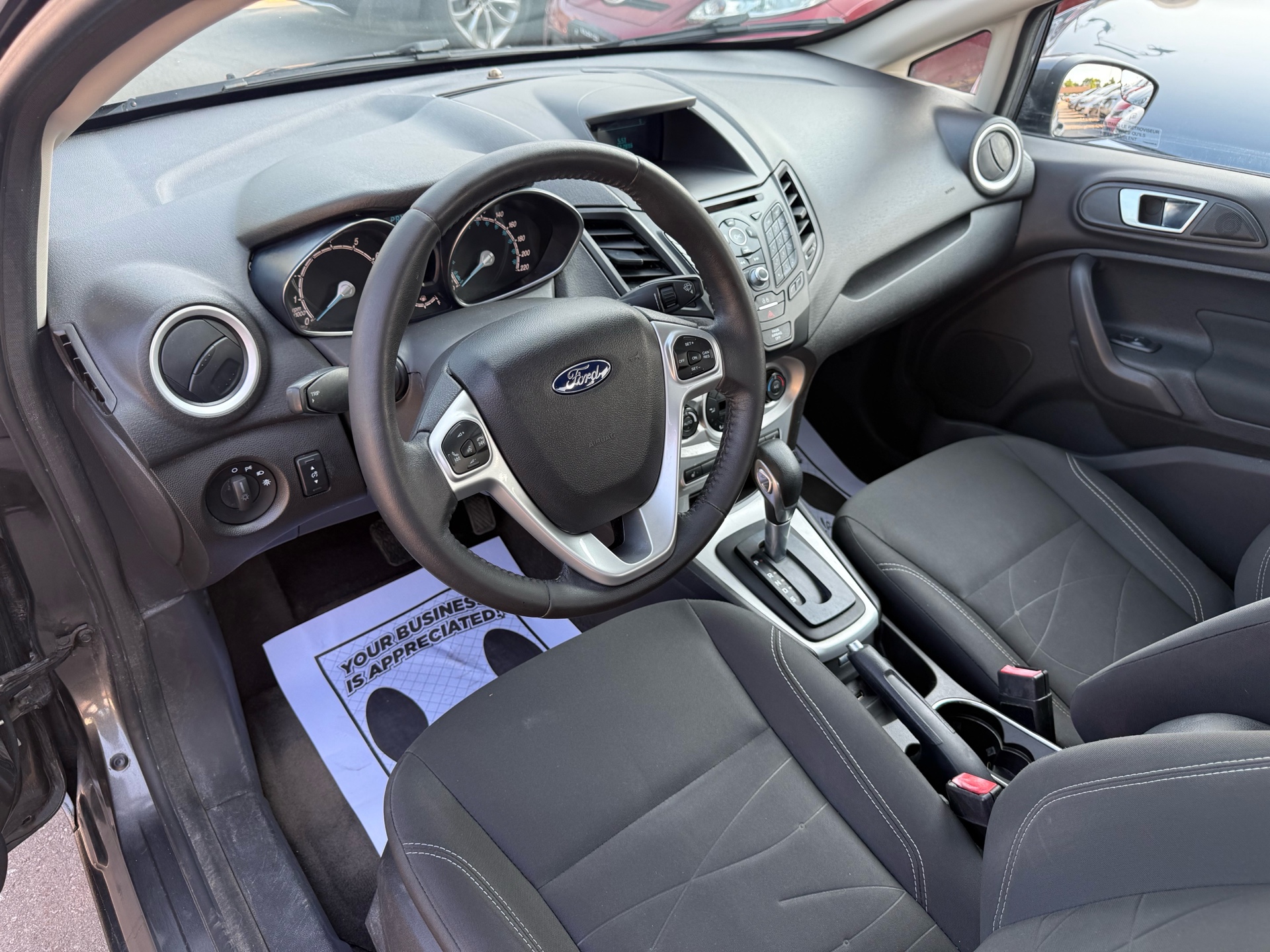 /carage/2015-Ford-Fiesta-11215095327959923.jpg
