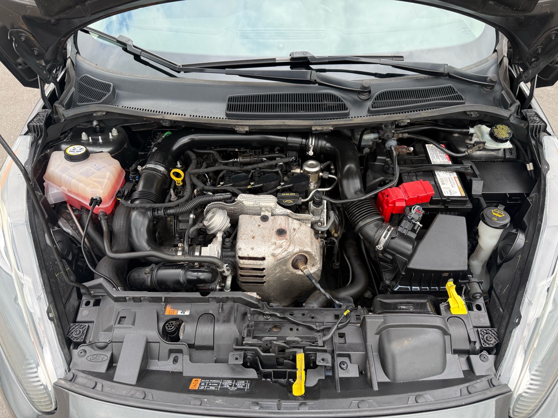 /carage/2015-Ford-Fiesta-6554839528485905.jpg