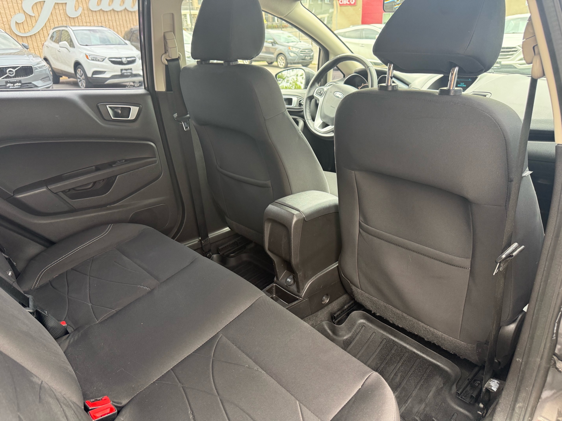 /carage/2015-Ford-Fiesta-7738108488018669.jpg