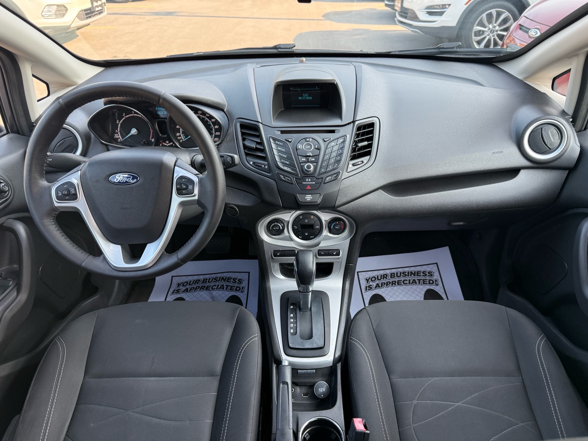 /carage/2015-Ford-Fiesta-8266056162162143.jpg