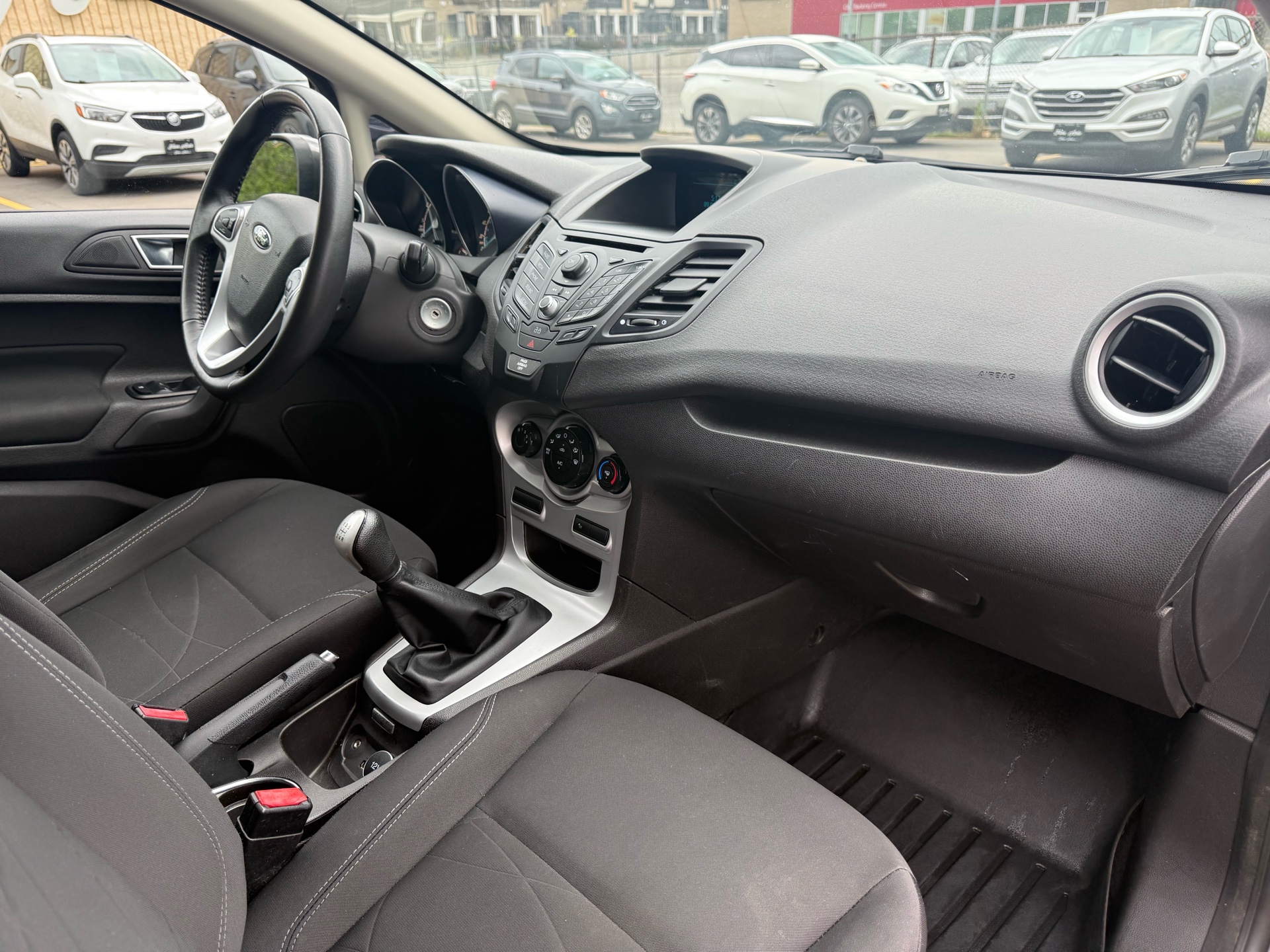 /carage/2015-Ford-Fiesta-9517394248531628.jpg