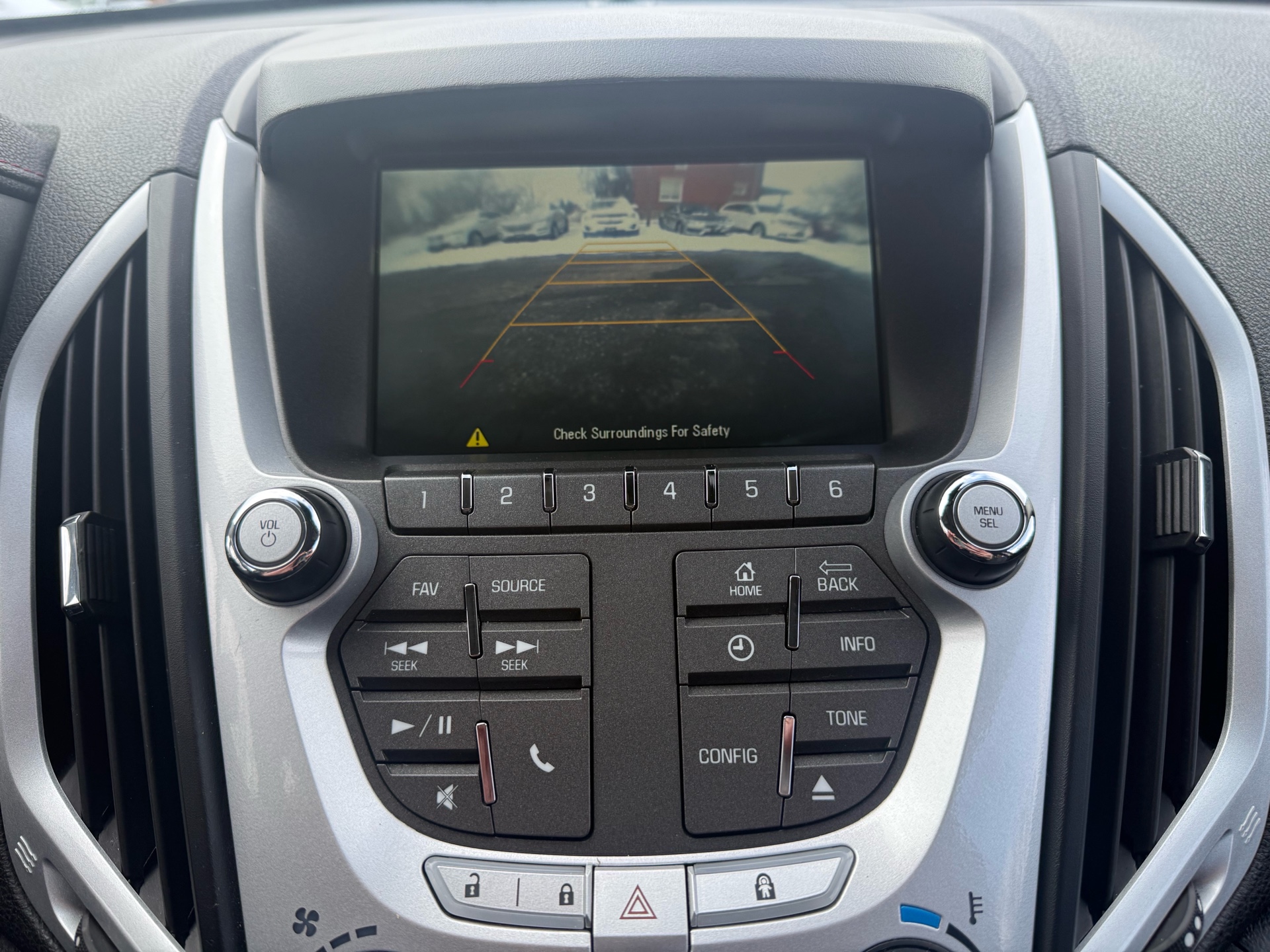 /carage/2015-GMC-Terrain-830266135376001.jpg