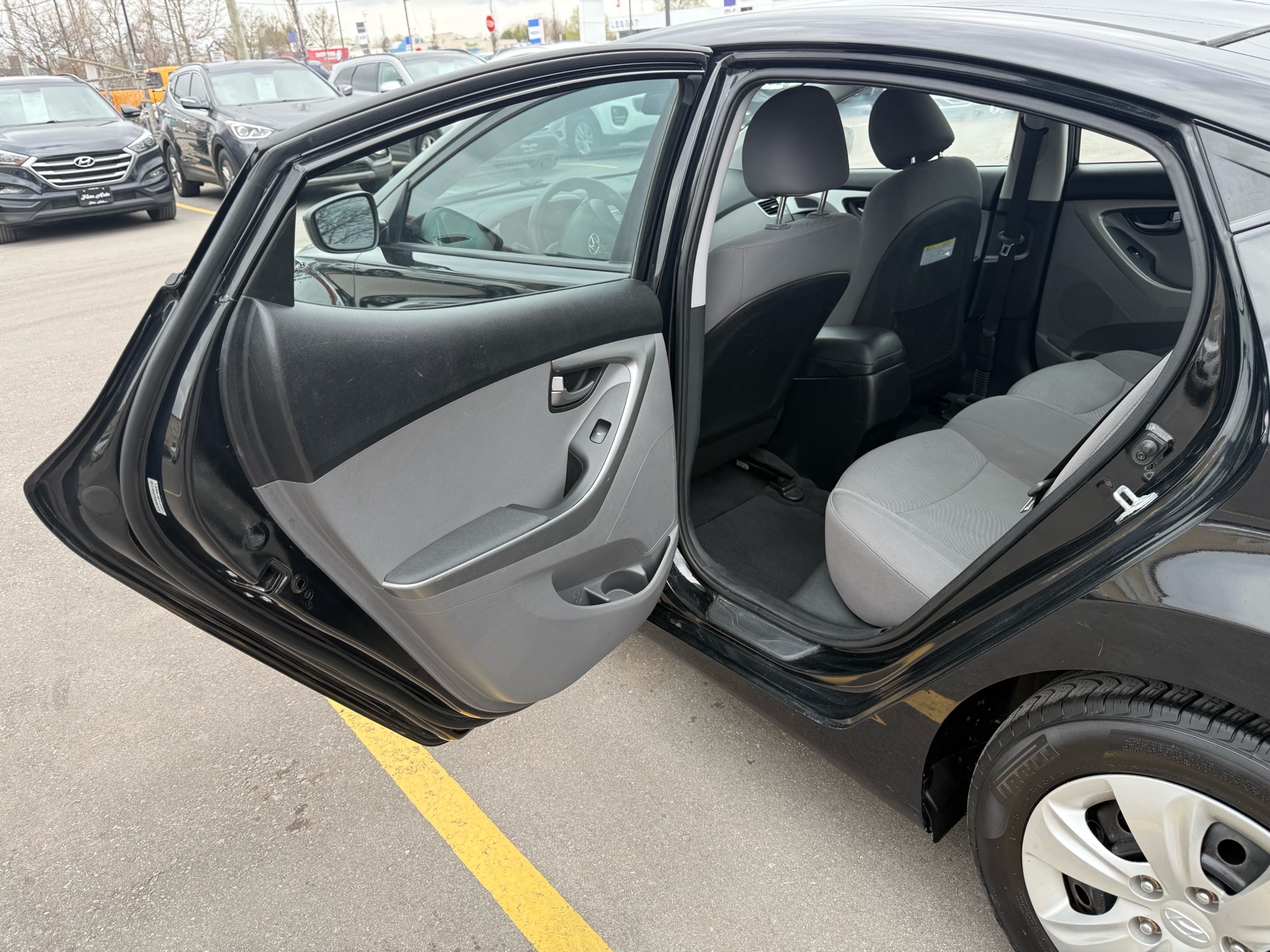 /carage/2015-Hyundai-Elantra-29100177733722954.jpg