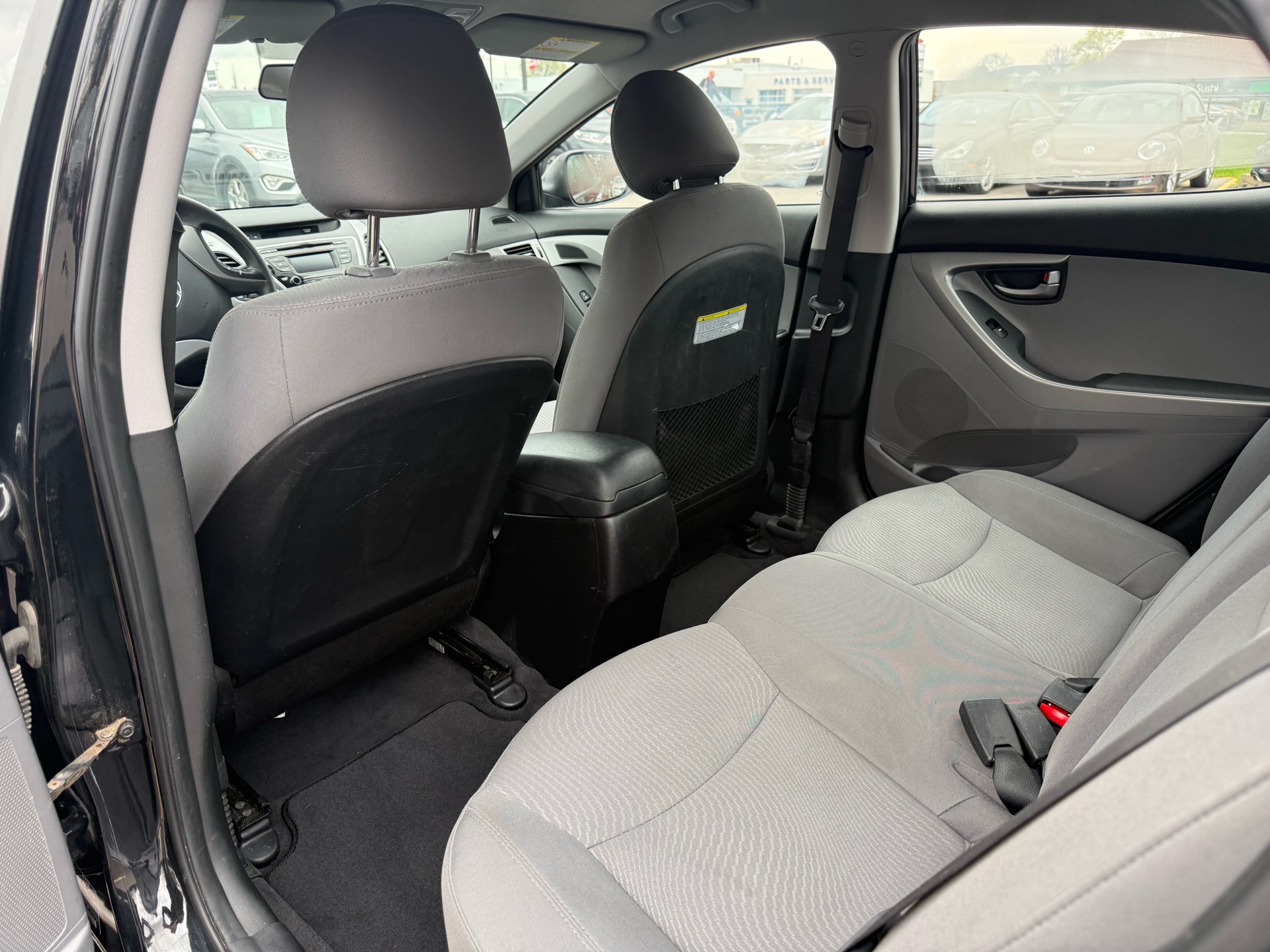 /carage/2015-Hyundai-Elantra-8753399755546096.jpg