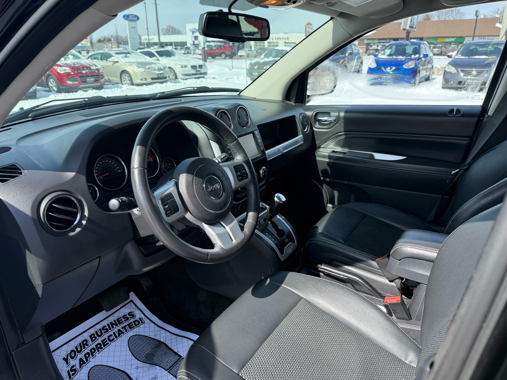 /carage/2015-Jeep-Compass-5218677645982386.jpg