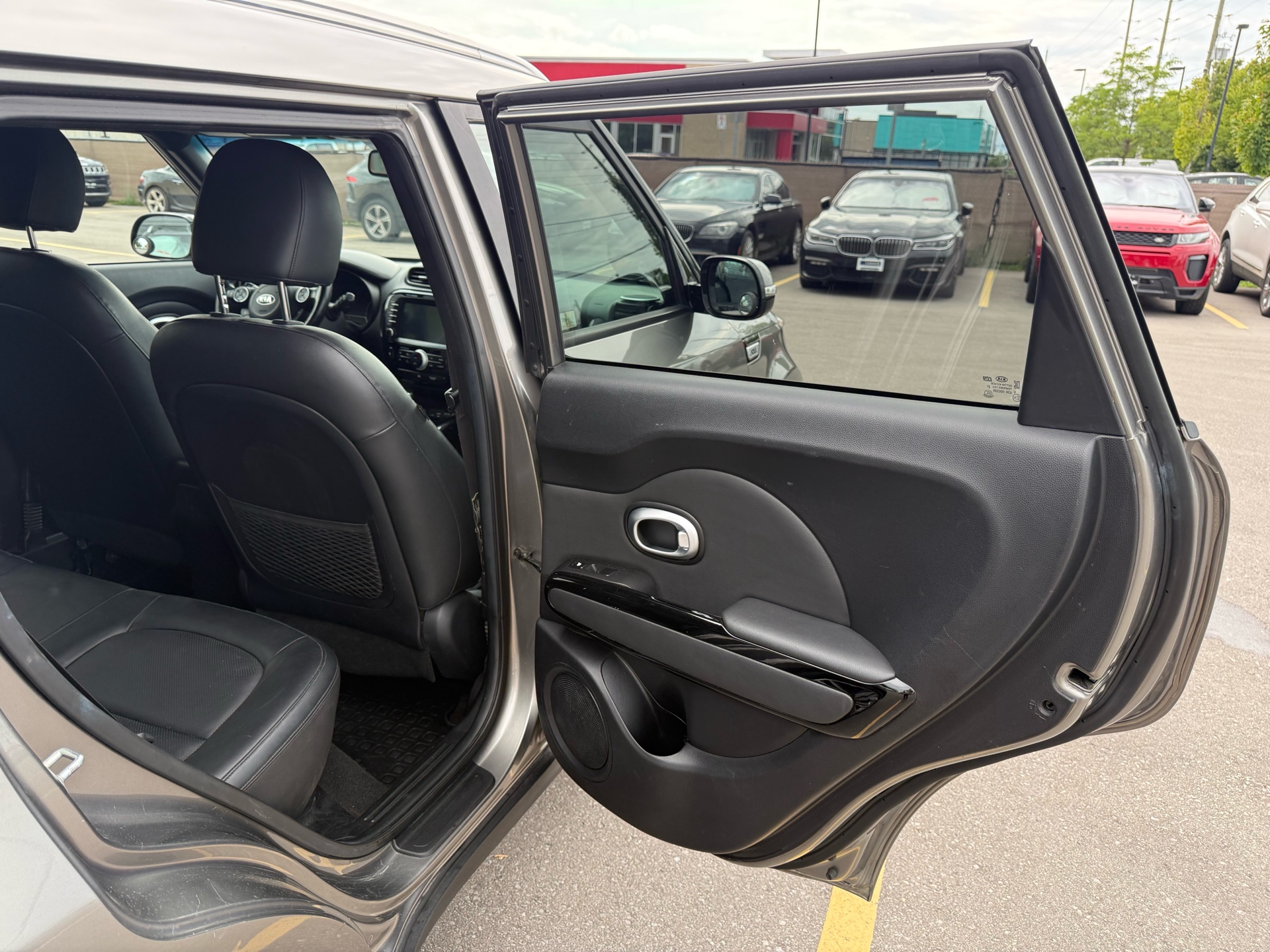 /carage/2015-Kia-Soul-026747129976475215.jpg