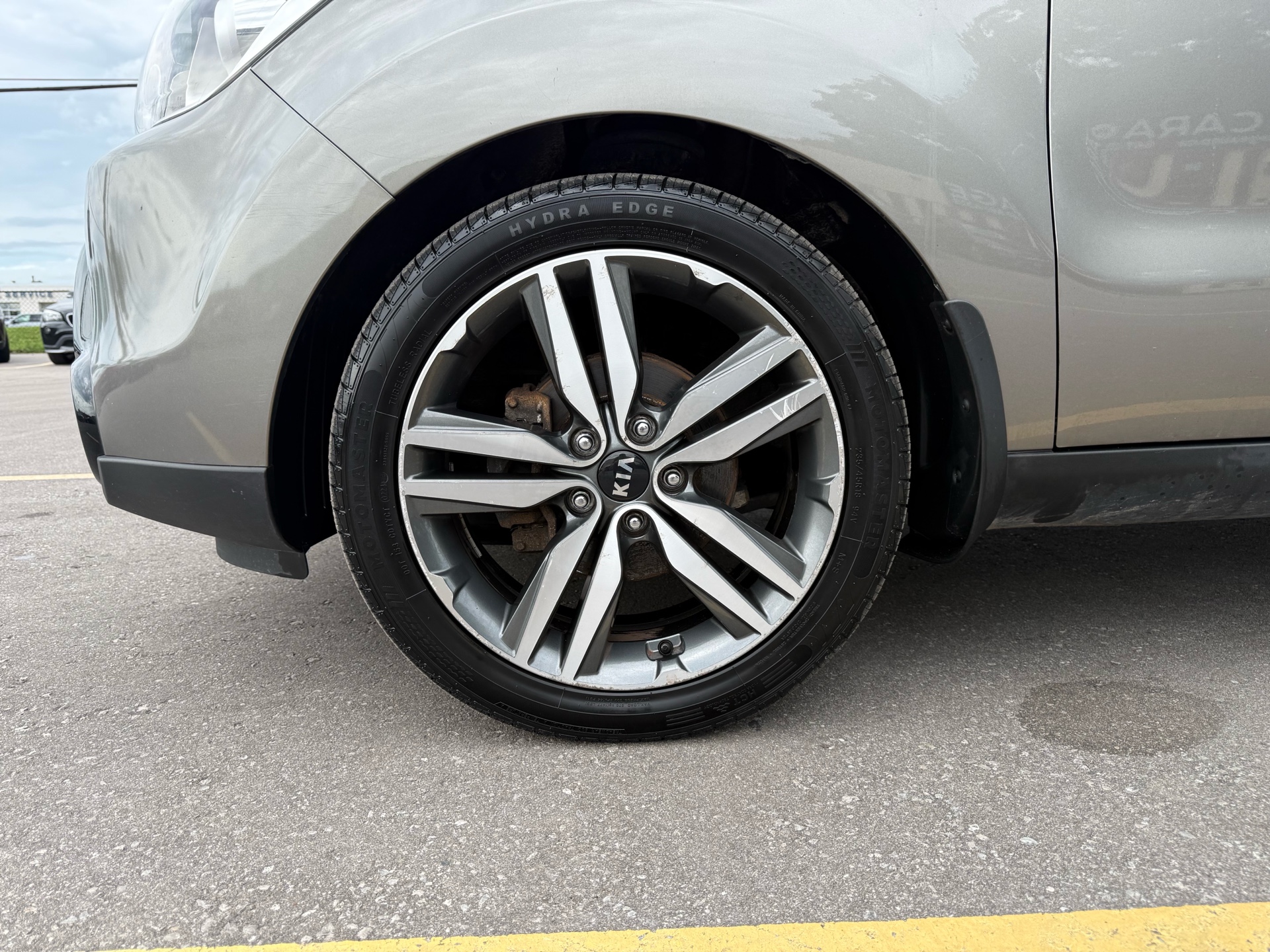 /carage/2015-Kia-Soul-49569843982194306.jpg