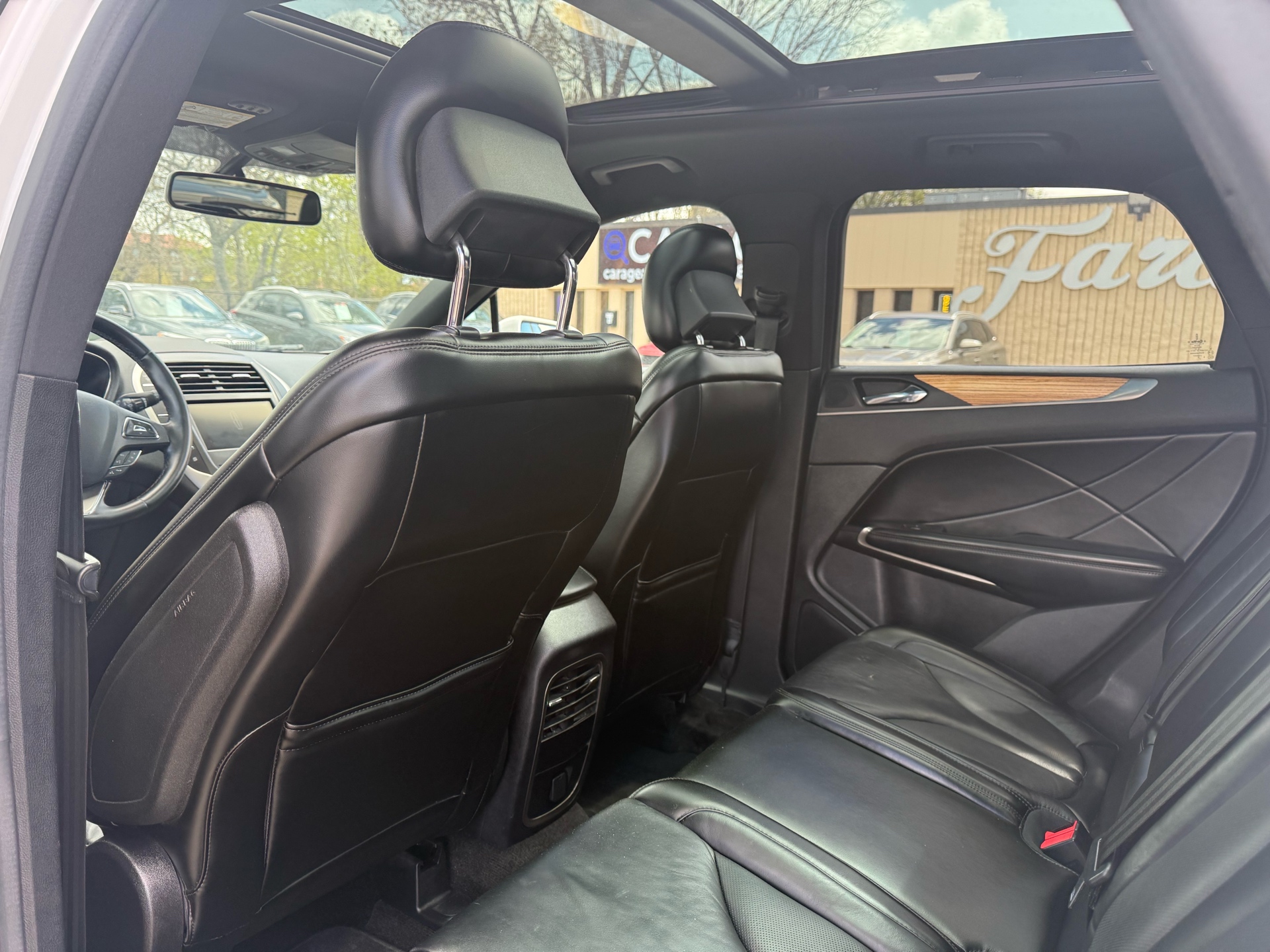 /carage/2015-Lincoln-MKC-3234591176817694.jpg