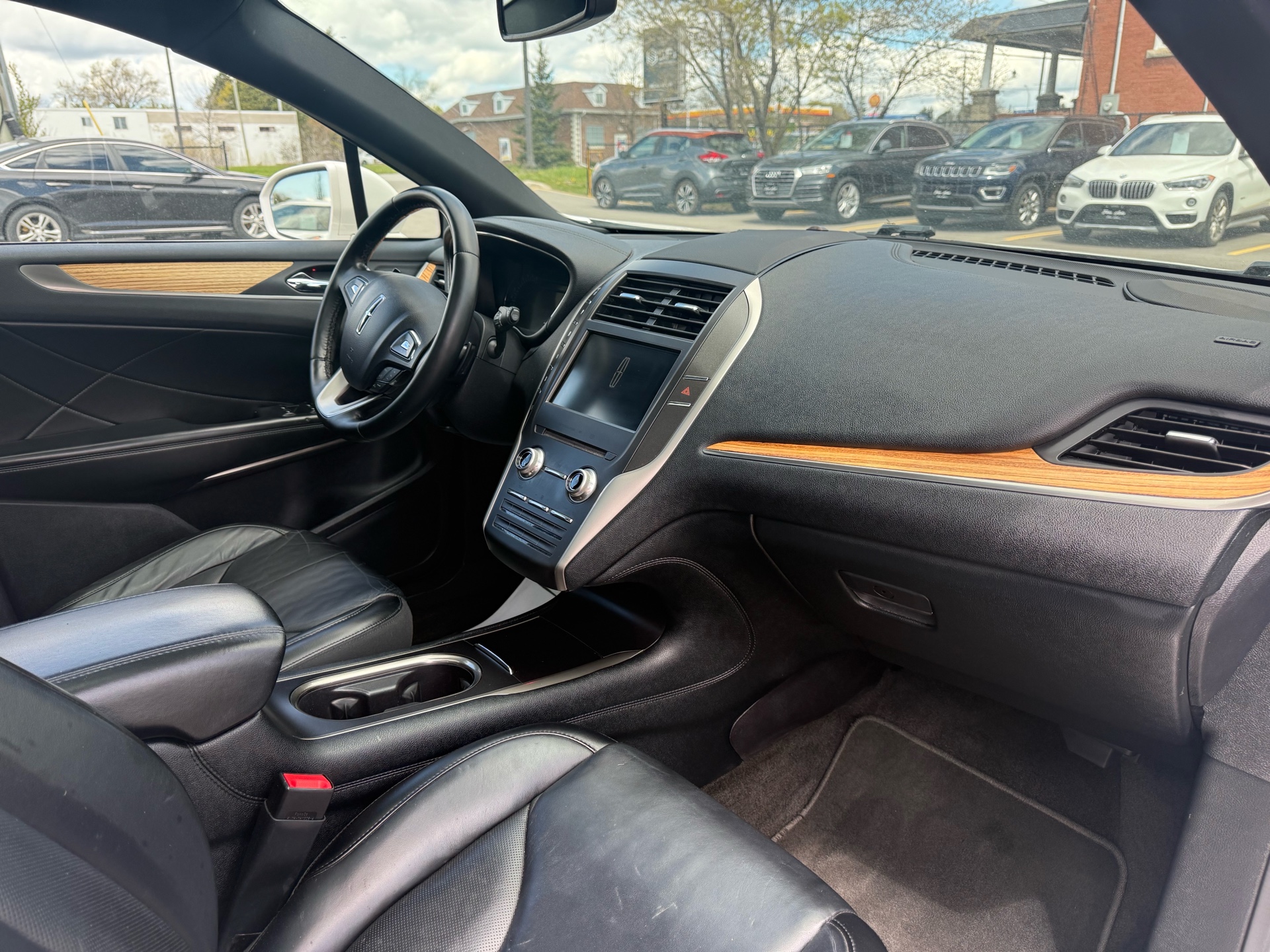 /carage/2015-Lincoln-MKC-676173859513397.jpg