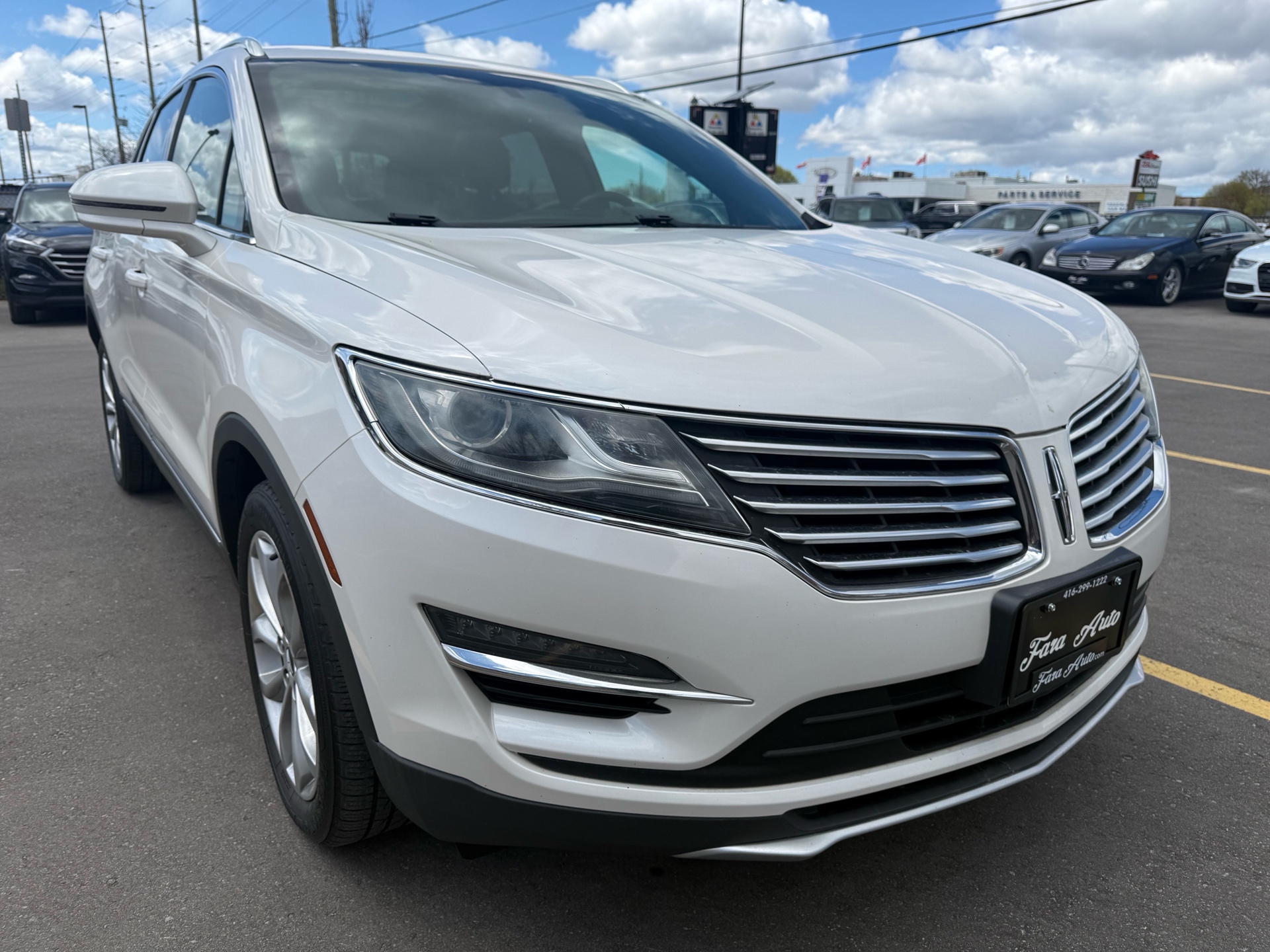 /carage/2015-Lincoln-MKC-8695206957677748.jpg