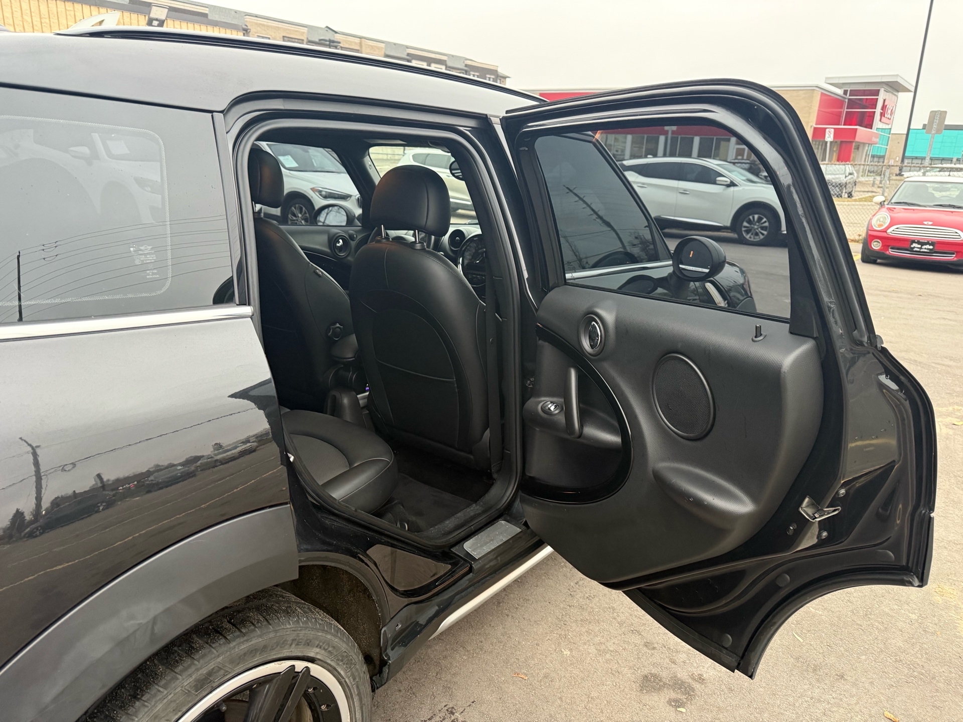 /carage/2015-MINI-CooperCountryman-3935700595109535.jpg