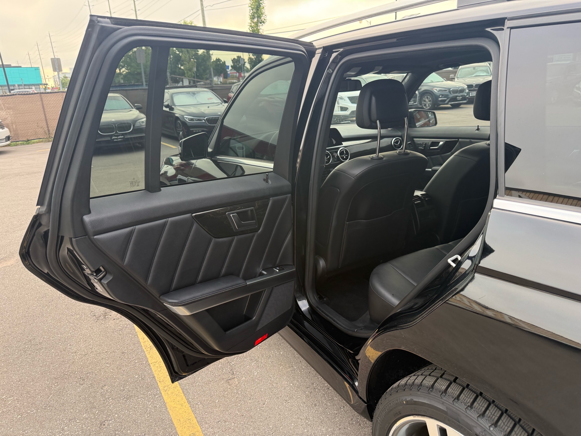 /carage/2015-Mercedes-Benz-GLK-Class-1890791583539455.jpg