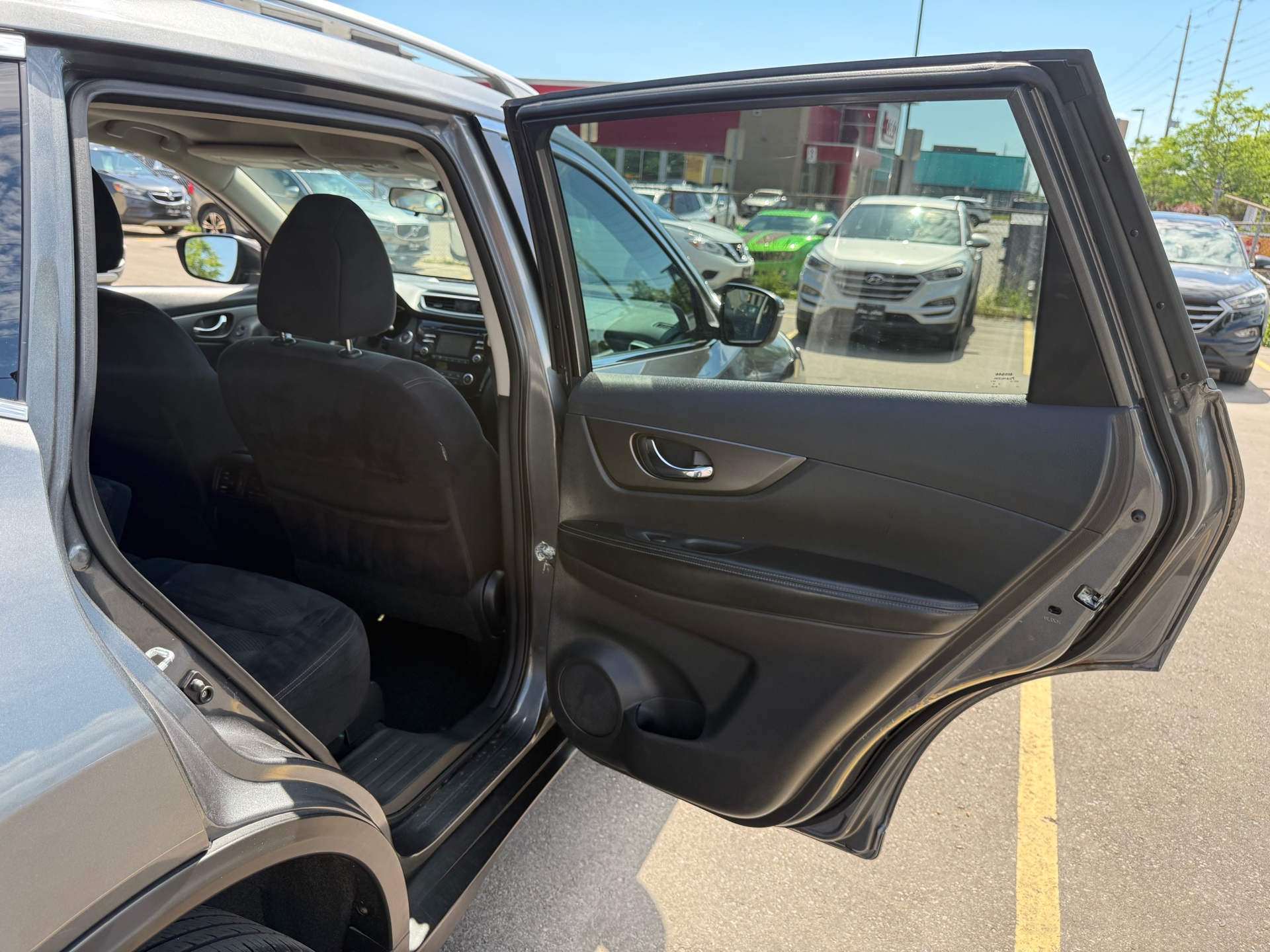 /carage/2015-Nissan-Rogue-48170765982371044.jpg