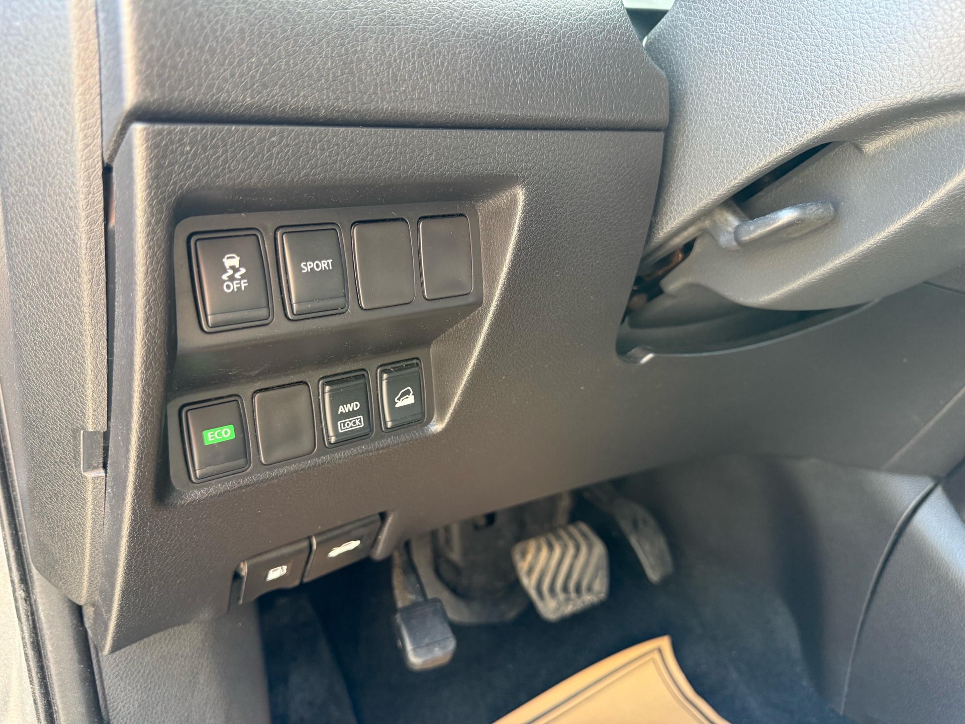 /carage/2015-Nissan-Rogue-8096163128029914.jpg