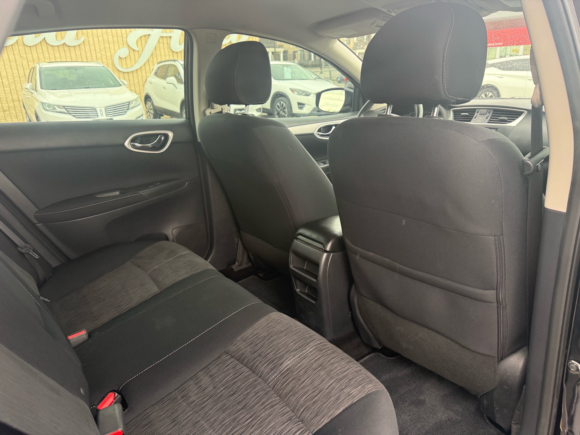 /carage/2015-Nissan-Sentra-05436519042592791.jpg
