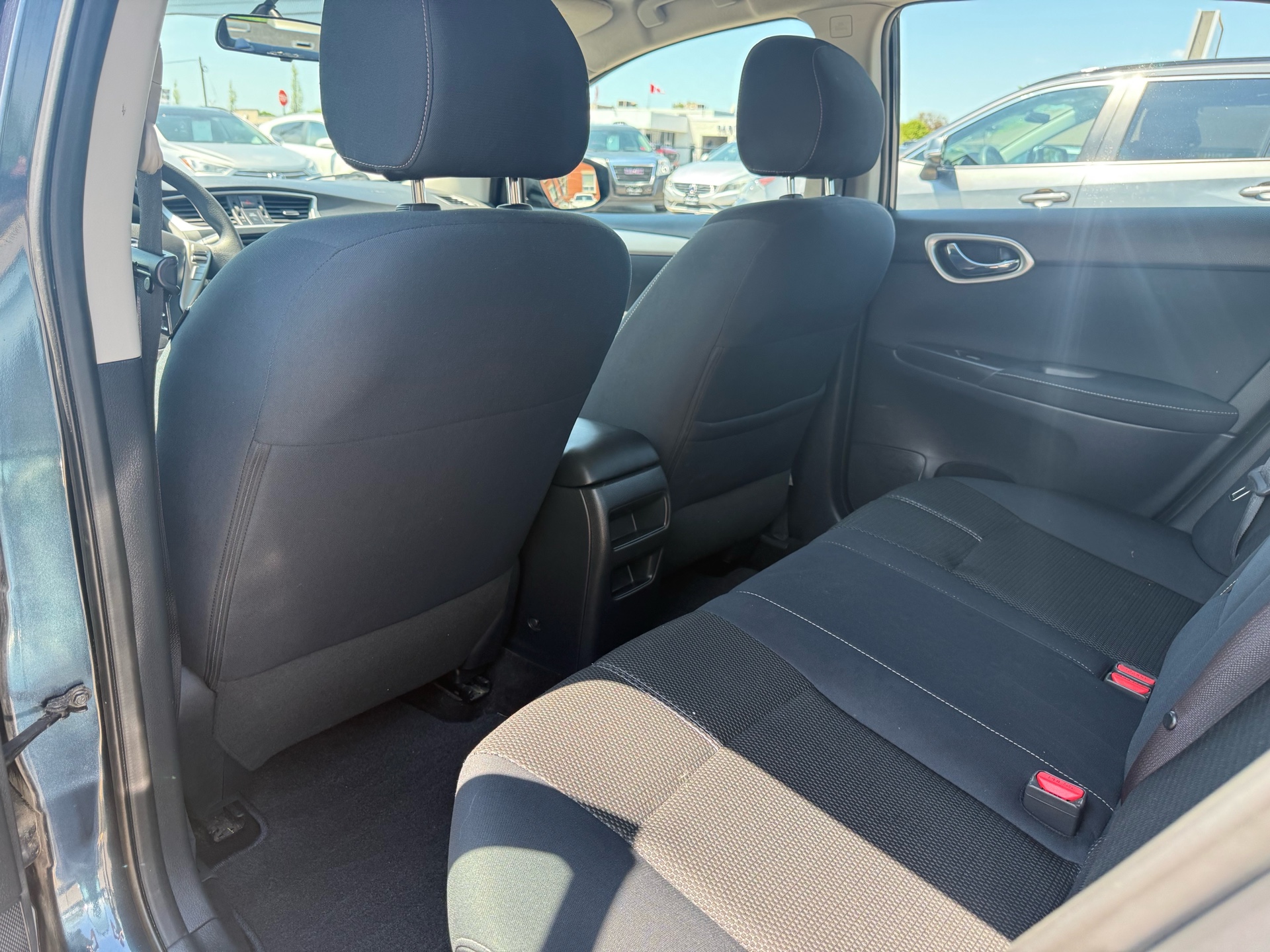 /carage/2015-Nissan-Sentra-35081619627254024.jpg