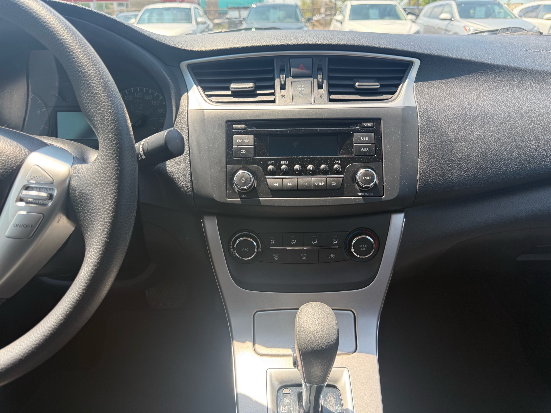 /carage/2015-Nissan-Sentra-44878247183186337.jpg