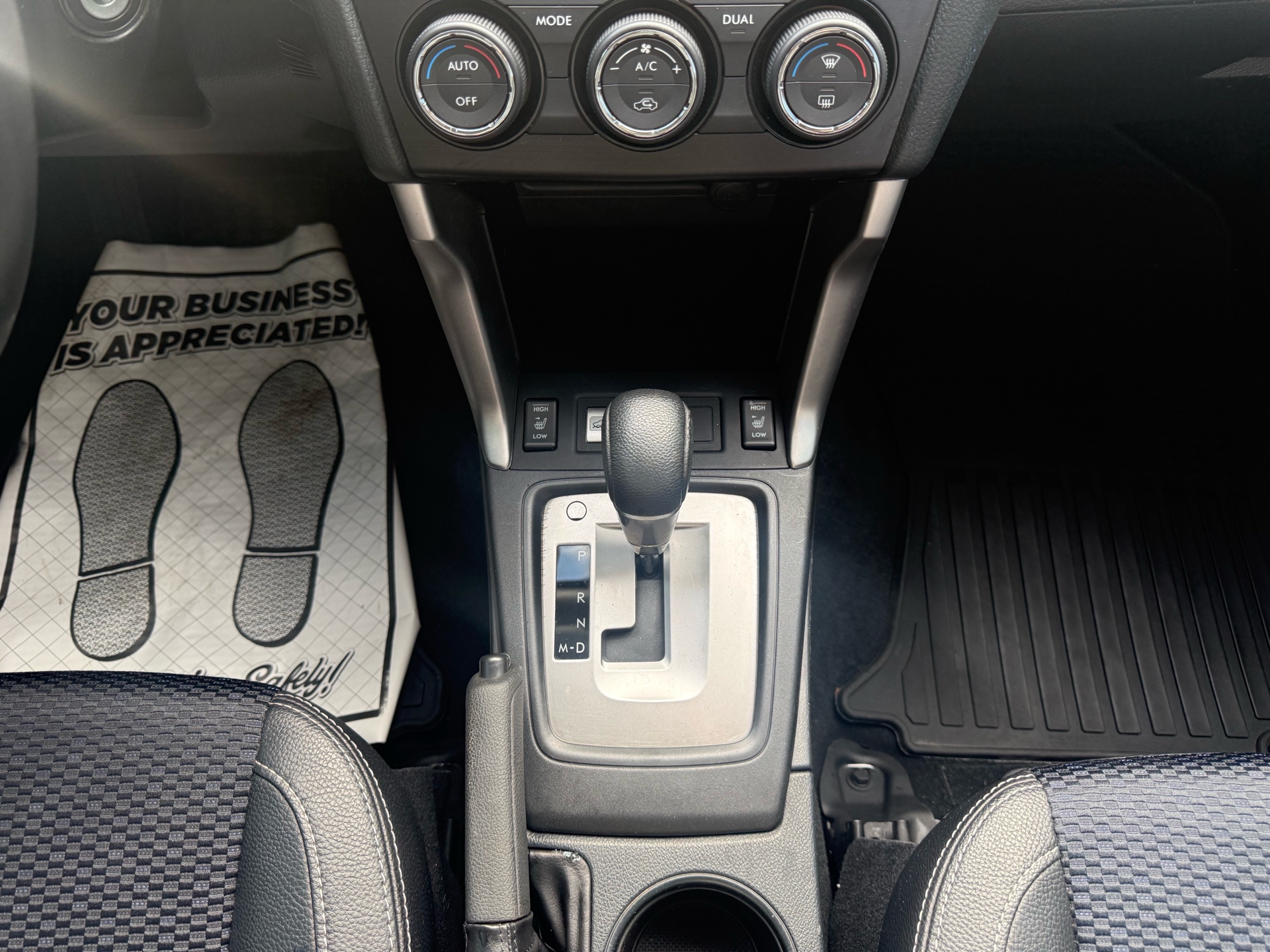 /carage/2015-Subaru-Forester-006744787352685355.jpg