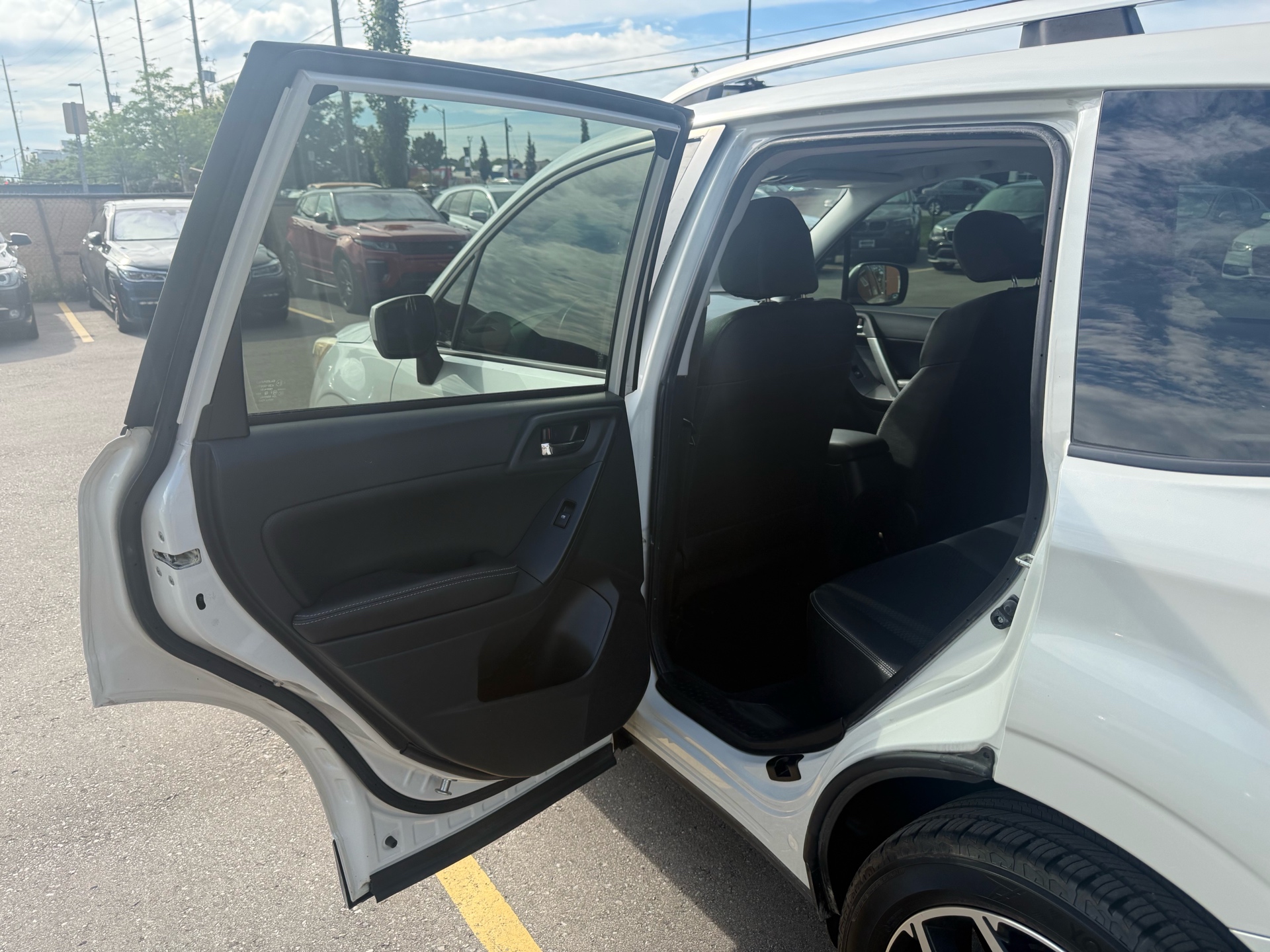 /carage/2015-Subaru-Forester-5848034031334635.jpg