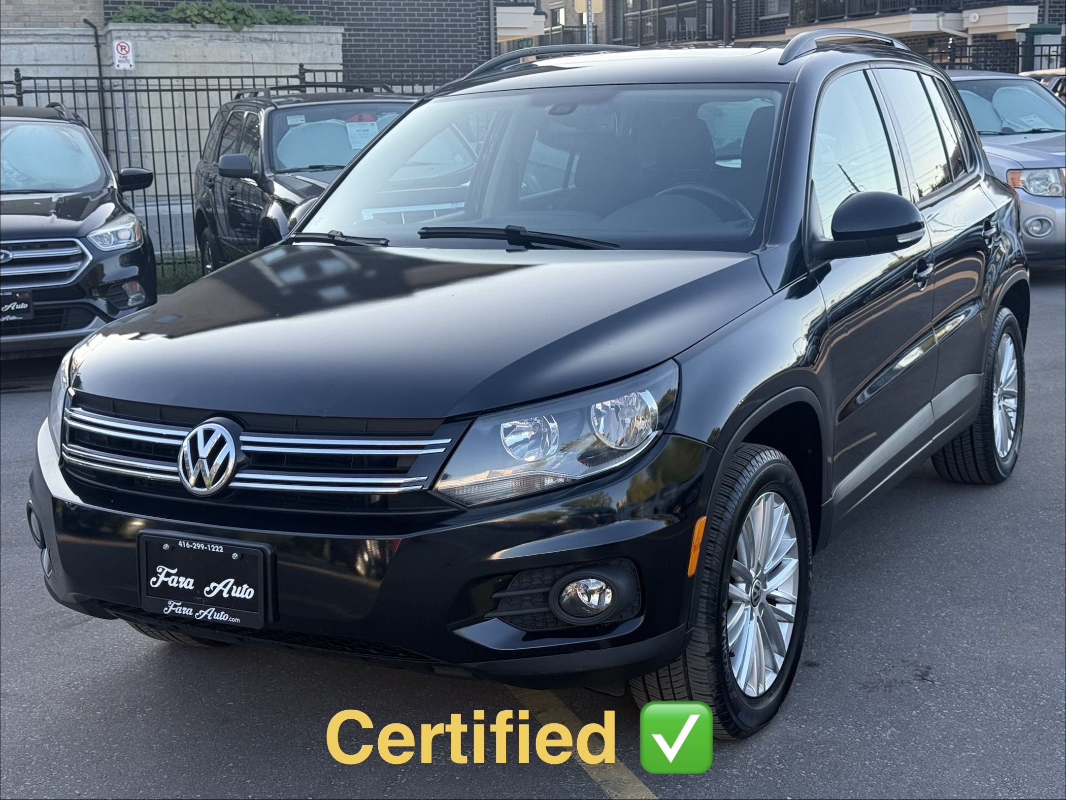 /carage/2015-Volkswagen-Tiguan-3314129567512101.jpg