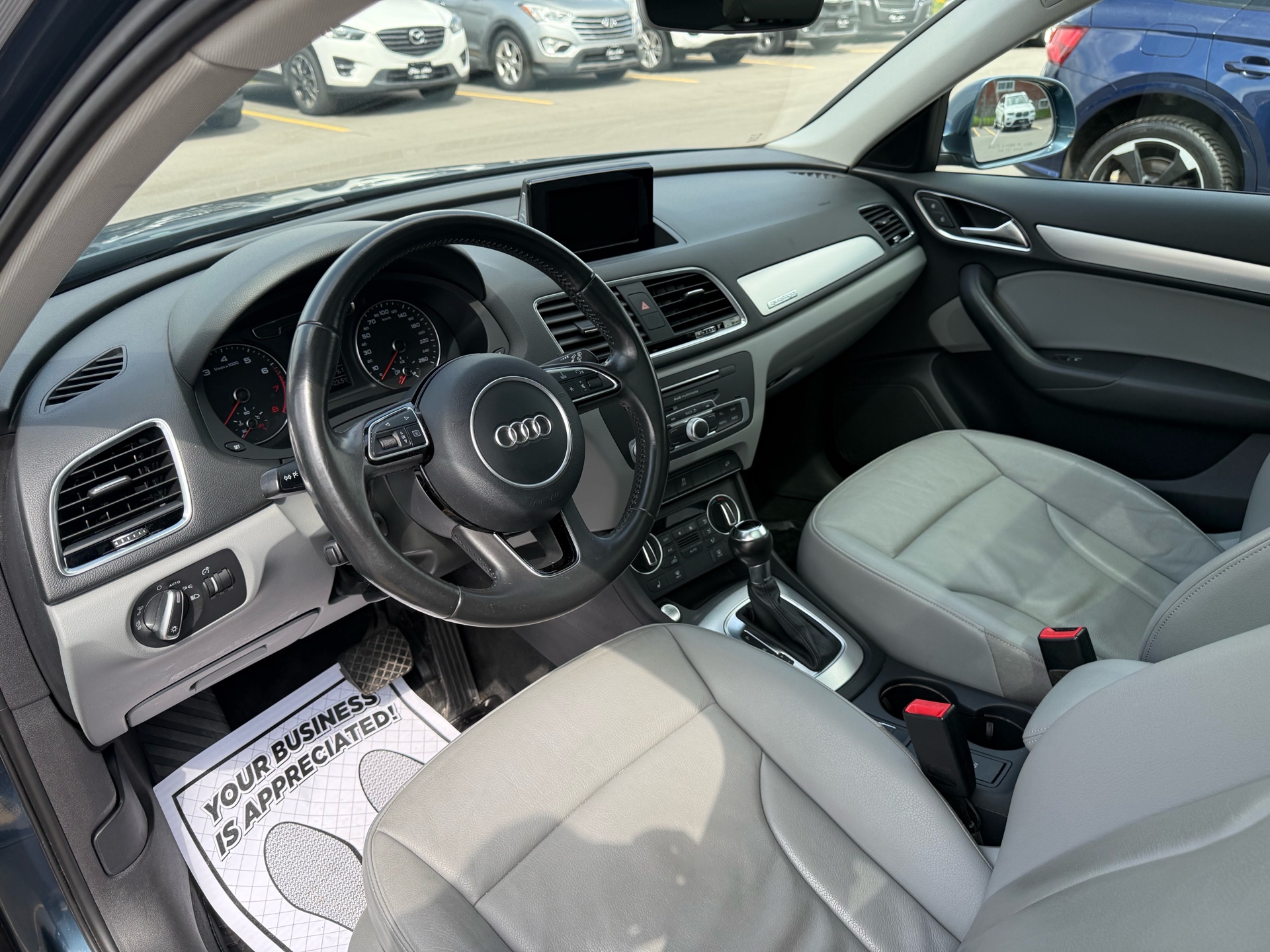 /carage/2016-Audi-Q3-6885075977110546.jpg