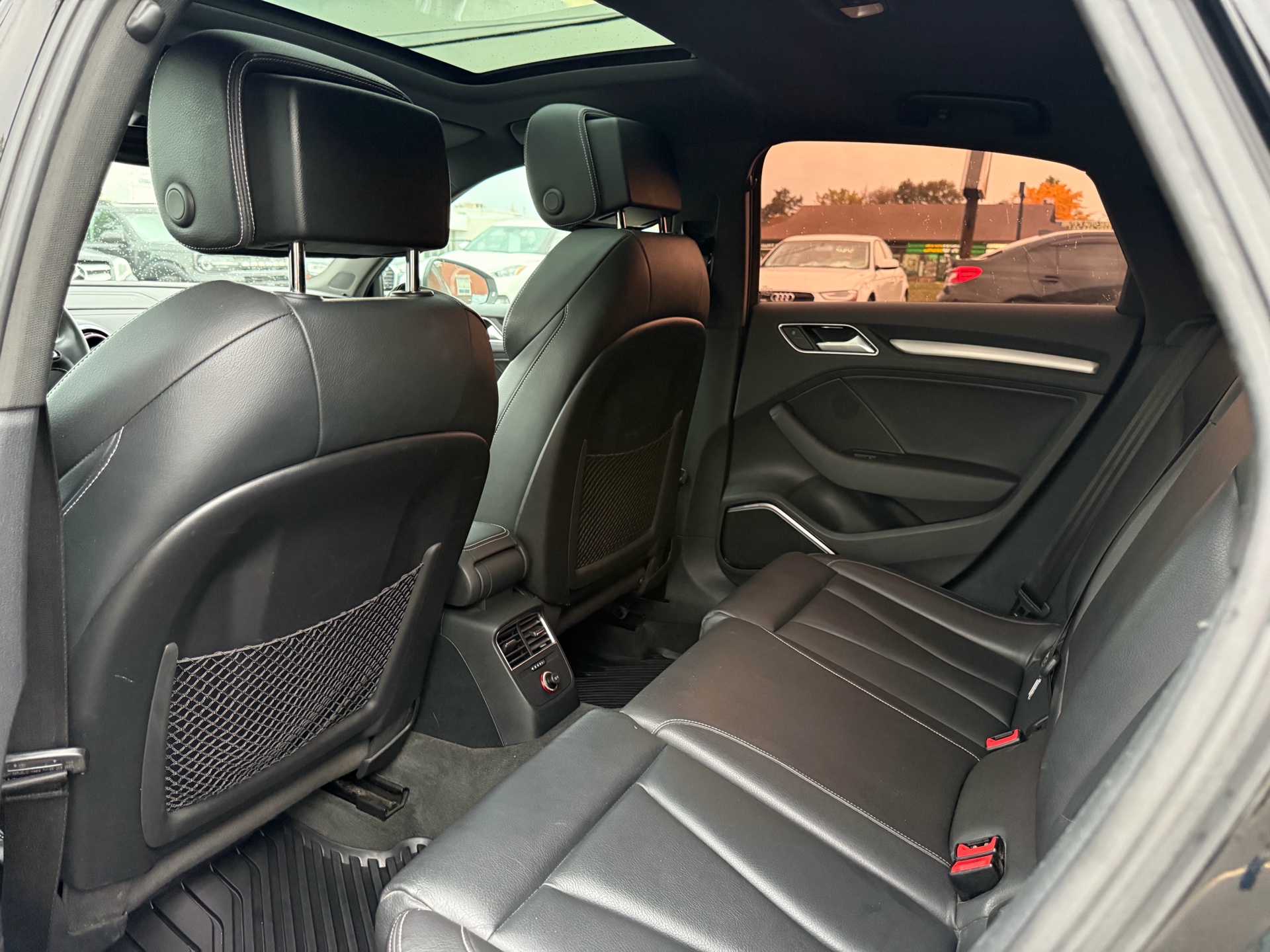 /carage/2016-Audi-S3-9955985040189921.jpg