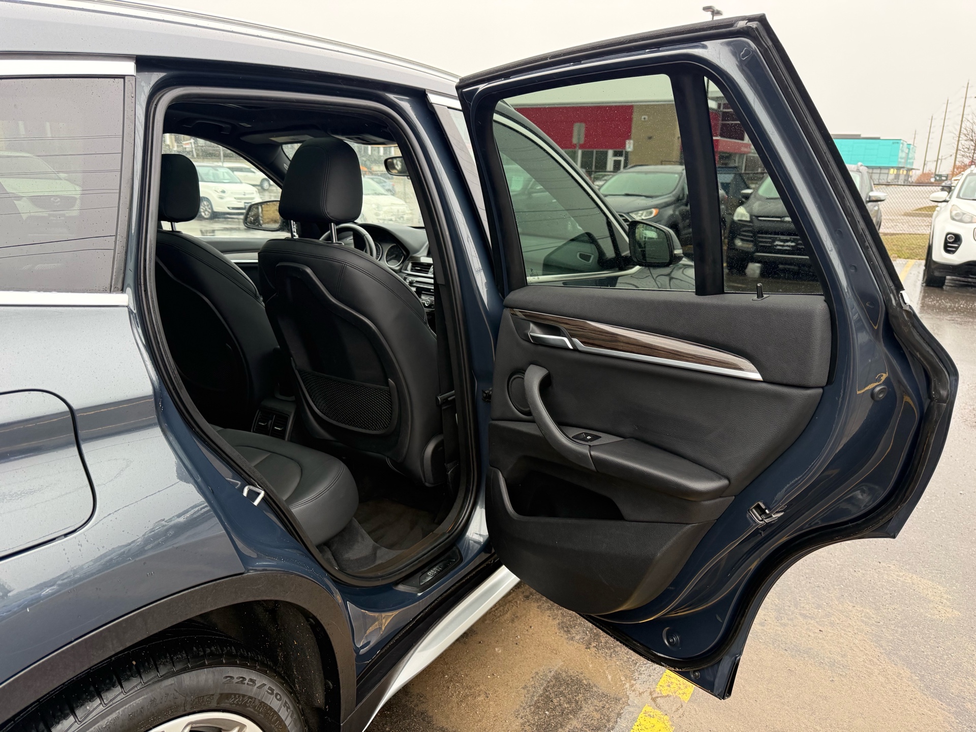 /carage/2016-BMW-X1-9638289859600233.jpg