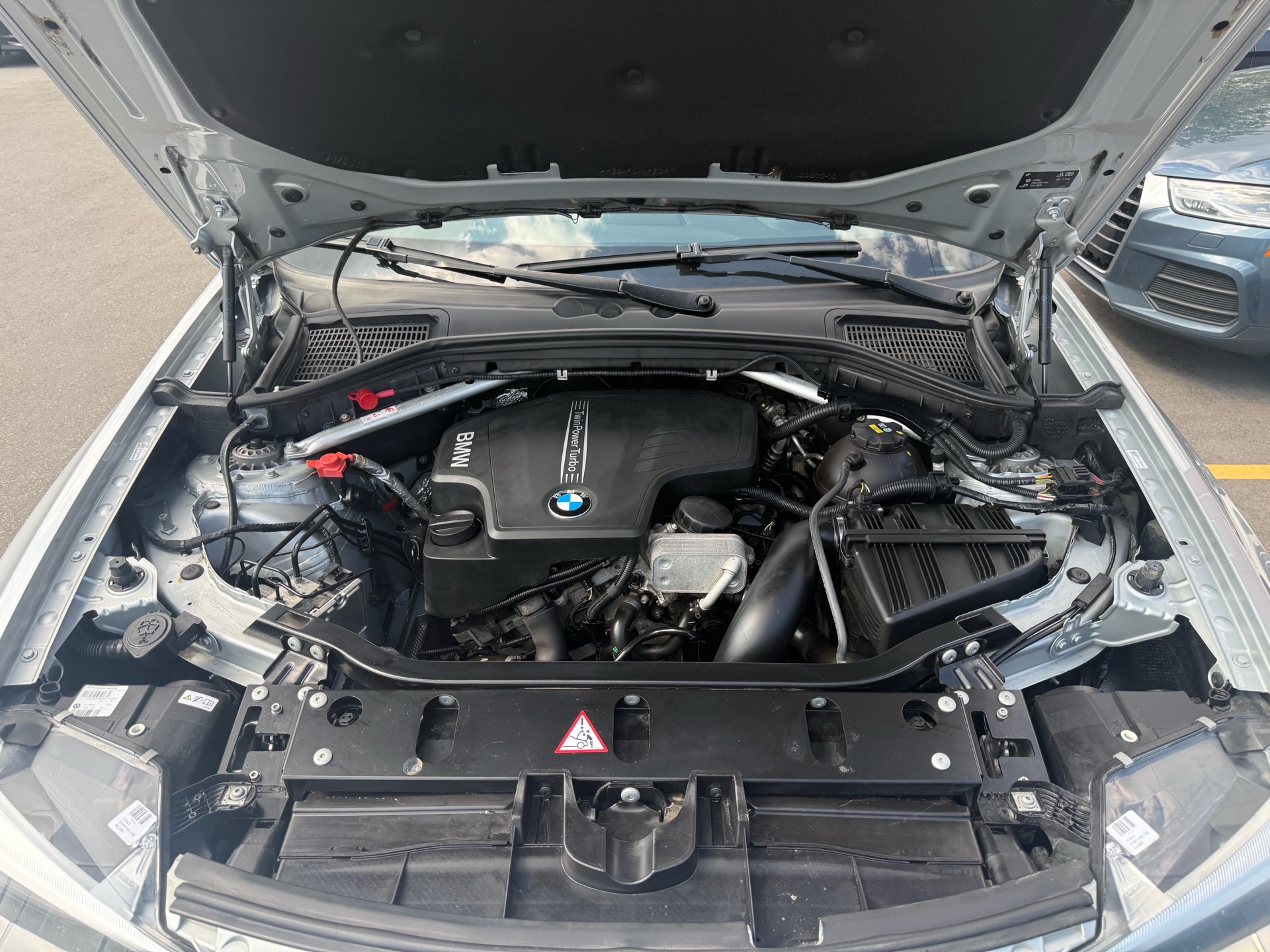 /carage/2016-BMW-X4-5018603562214903.jpg