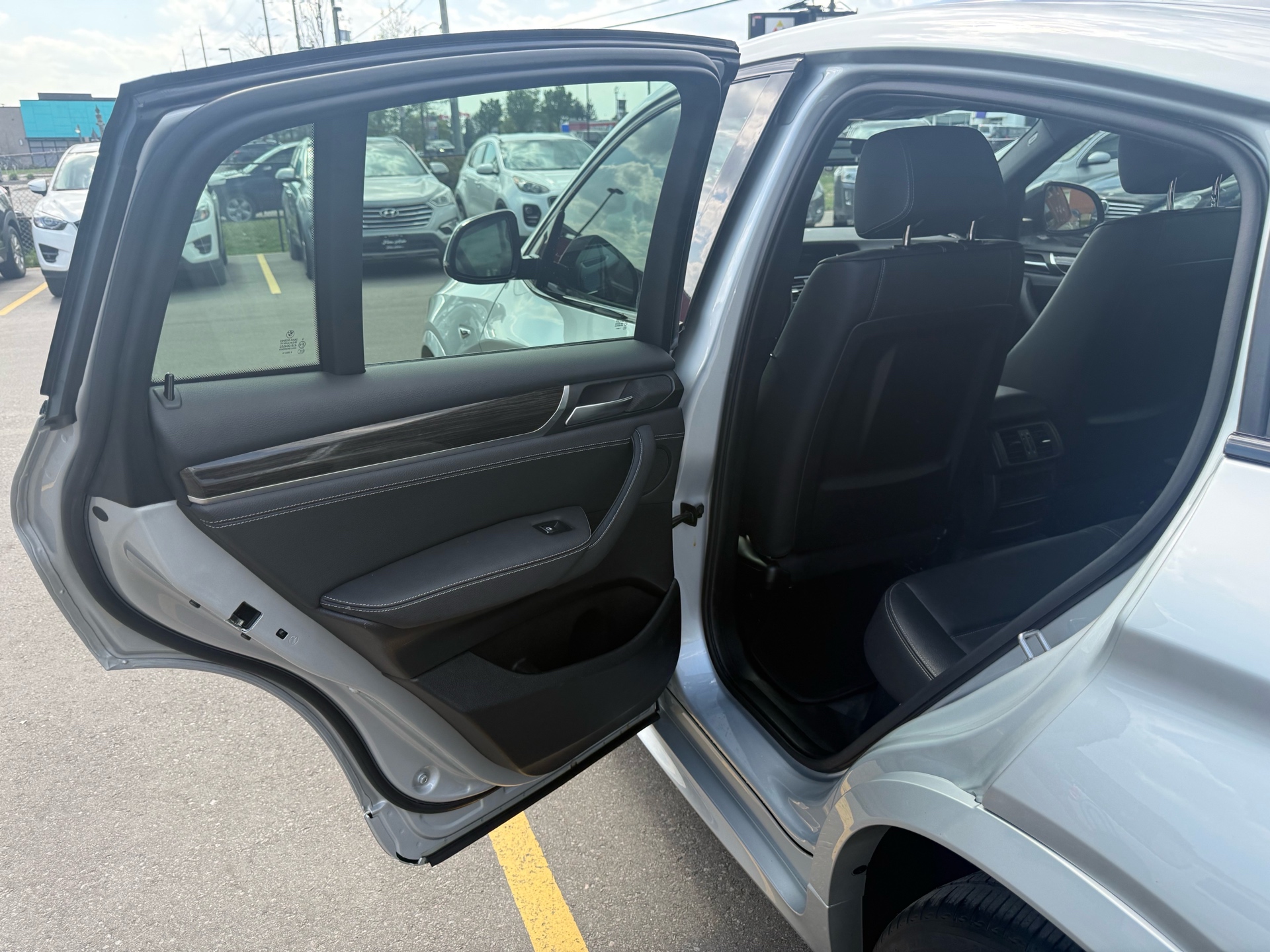 /carage/2016-BMW-X4-6584936610857788.jpg