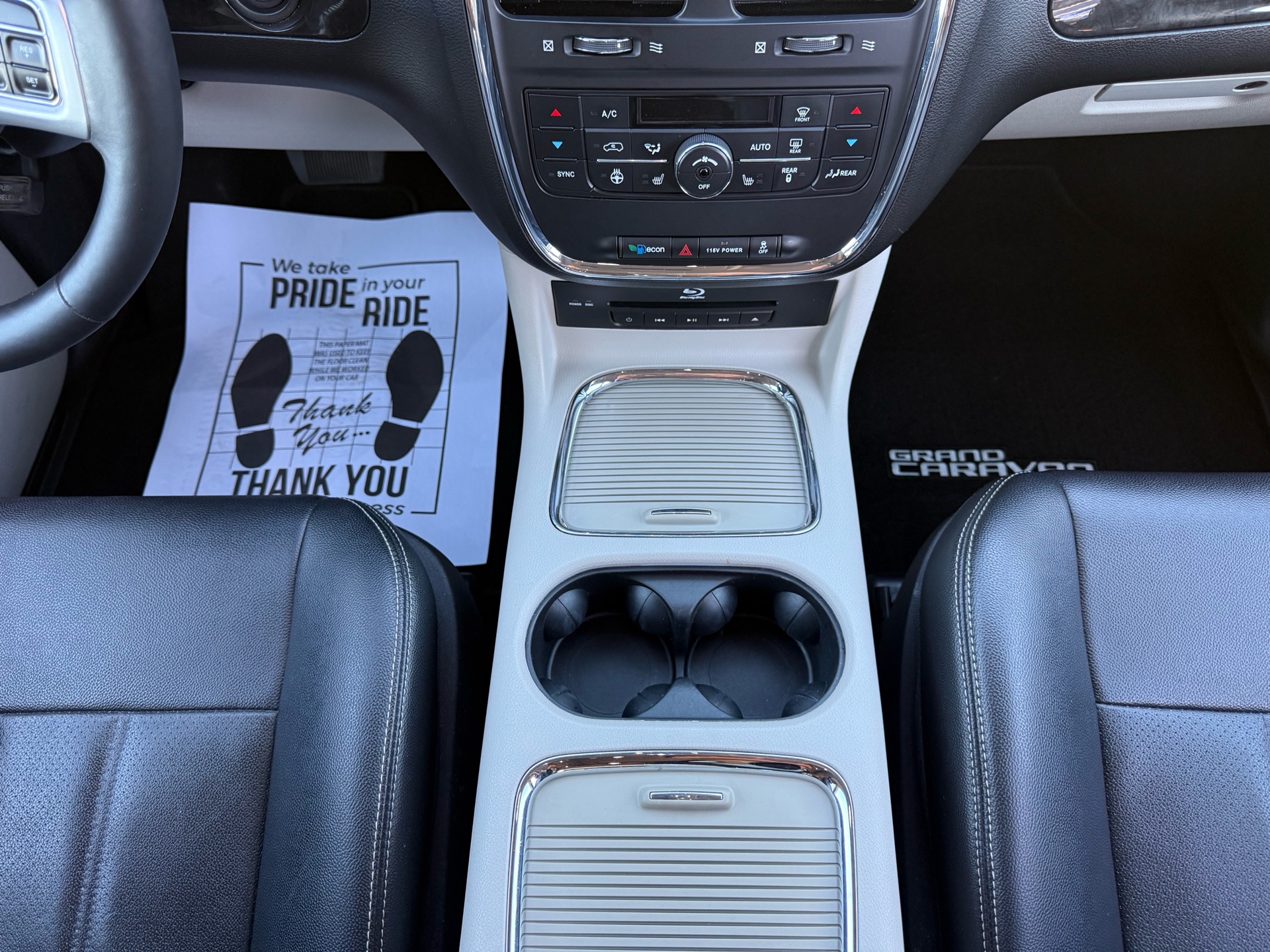 /carage/2016-Dodge-GrandCaravan-20144257248654074.jpg